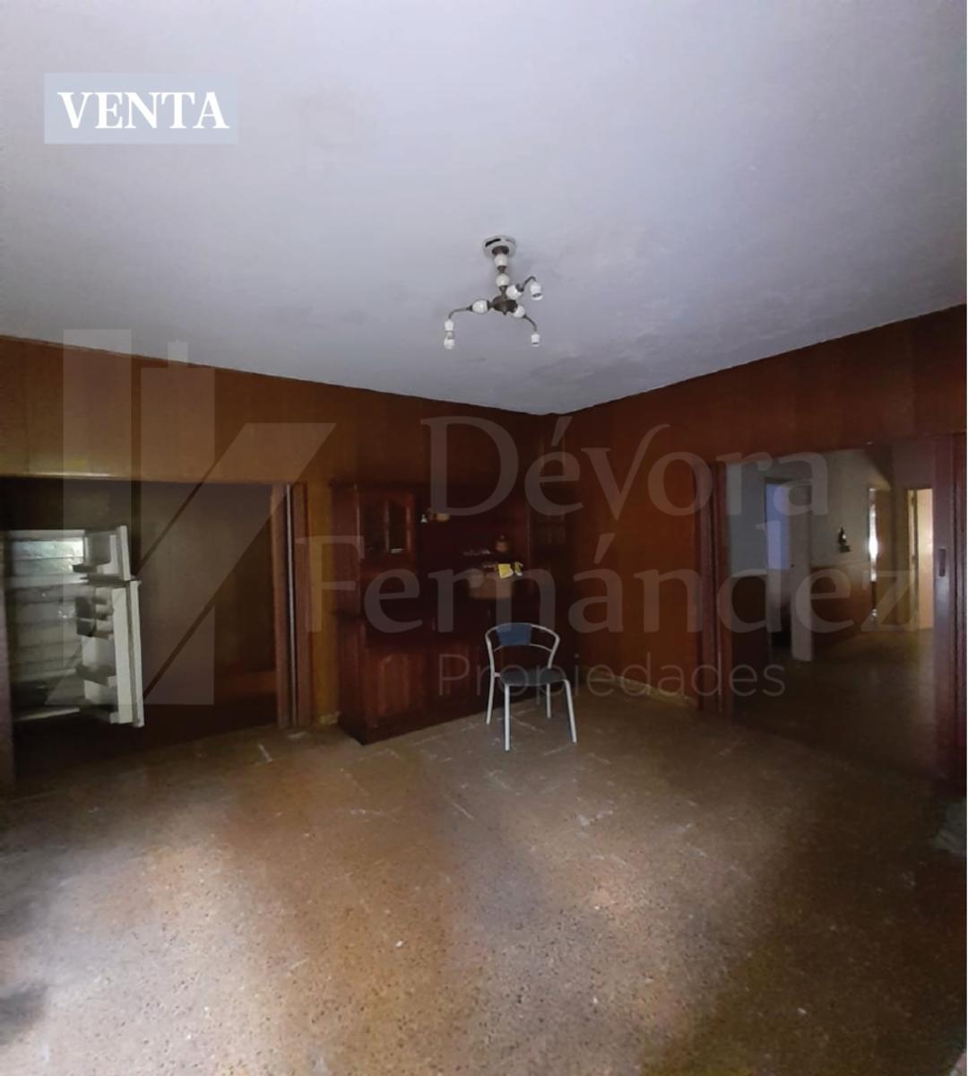 CASA A LA VENTA DE GRAN TAMANIO