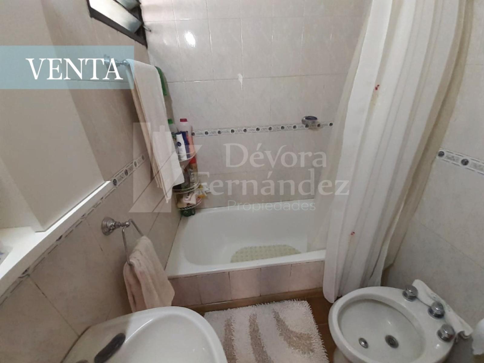 Dúplex de categoría en Castelar a cuadras de sarmiento — foto 9