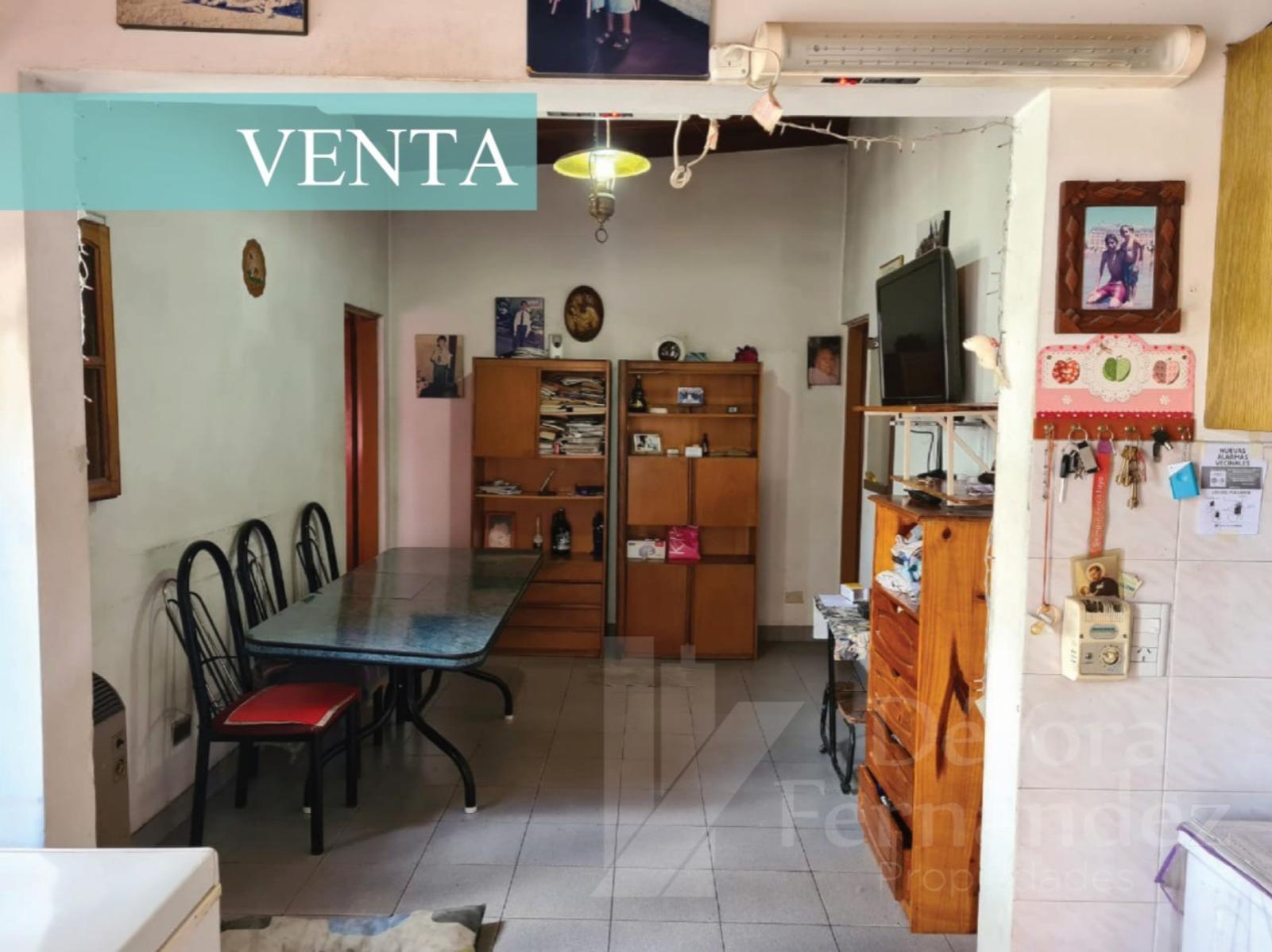 PH EN CASTELAR EN LA CALLE RANCHOS 1454 A METROS DE SARMIENTO DOS CASAS EN UN MISMO LUGAR — foto 10