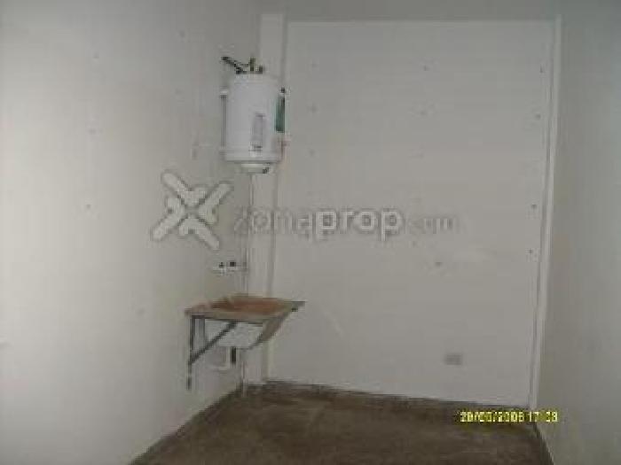 Local Comercial en Alquiler en Ramos Mejía, La Matanza, Buenos Aires - 4