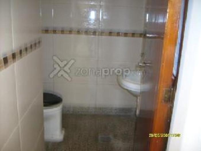 Local Comercial en Alquiler en Ramos Mejía, La Matanza, Buenos Aires - 5