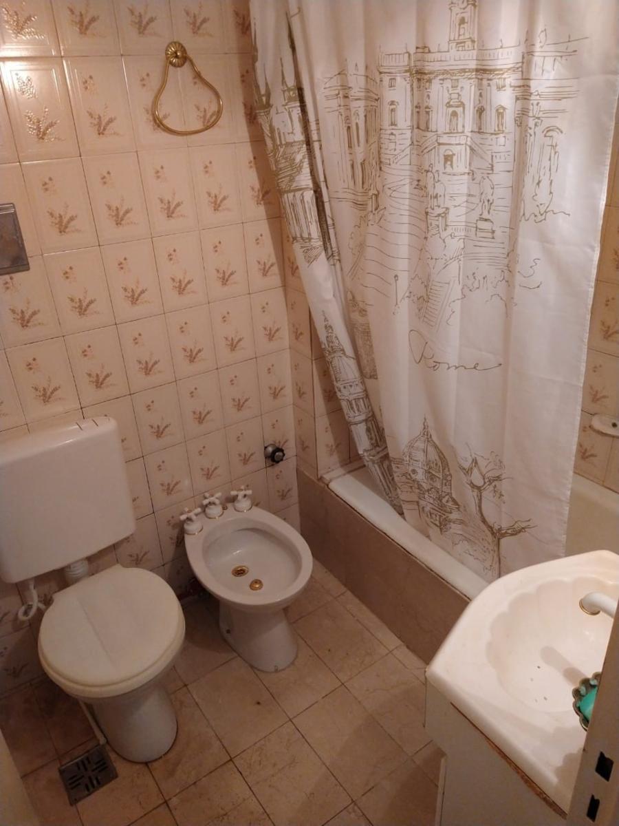 EXCELENTE 2 AMBIENTES EN RECOLETA — foto 6
