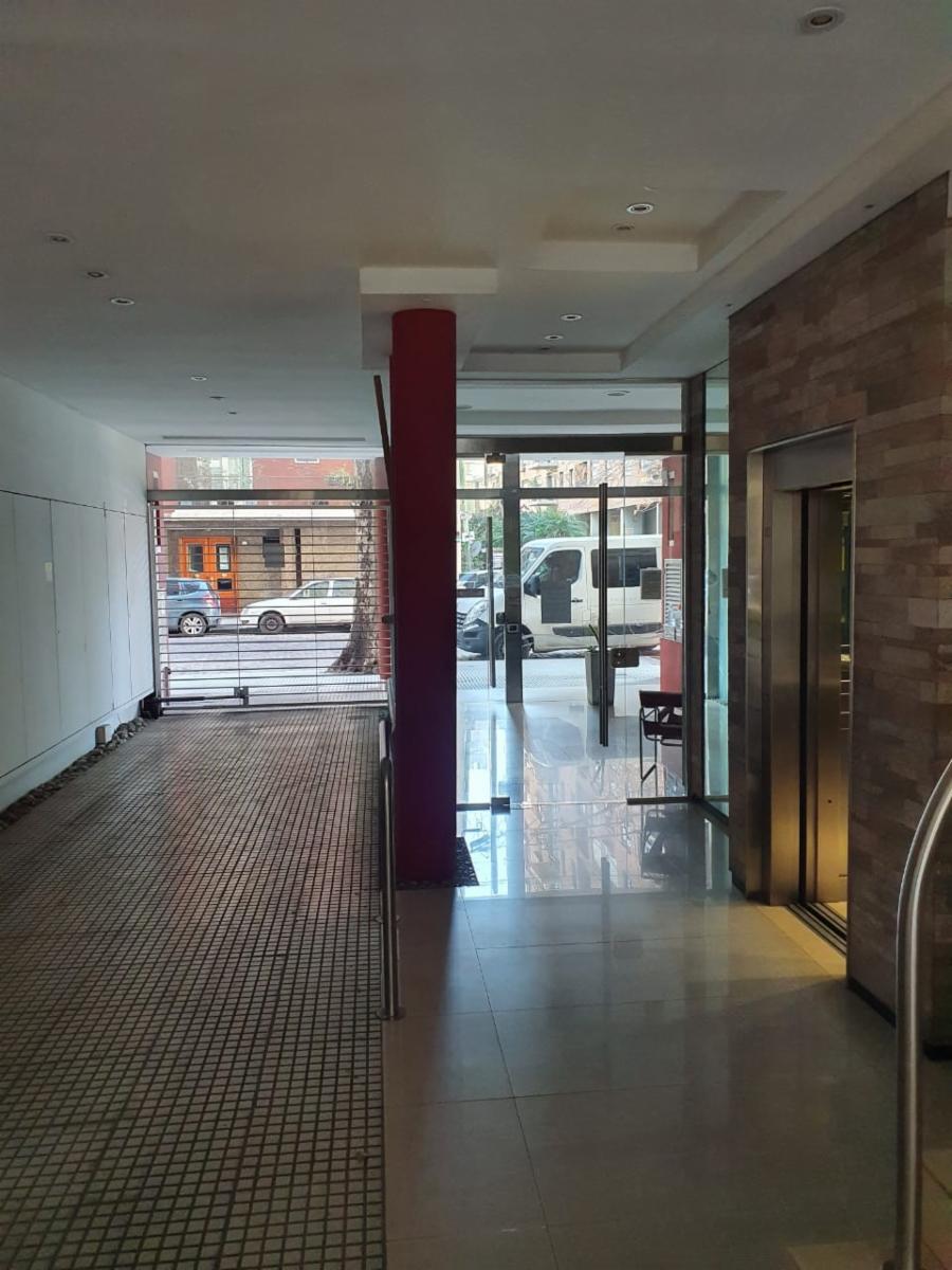LUJOSO MONOAMBIENTE CON BALCON EN PLENO PALERMO — foto 3
