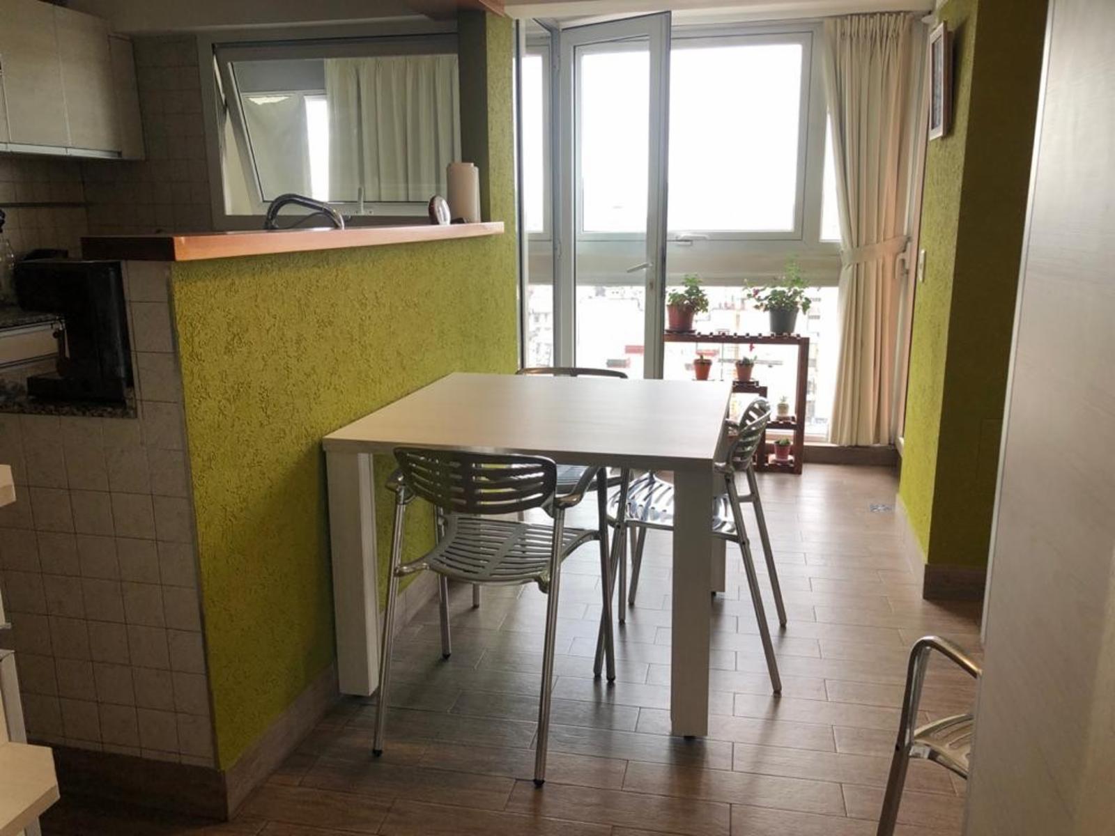 EXCELENTE 4 AMBIENTES EN CORAZON DE RECOLETA — foto 5