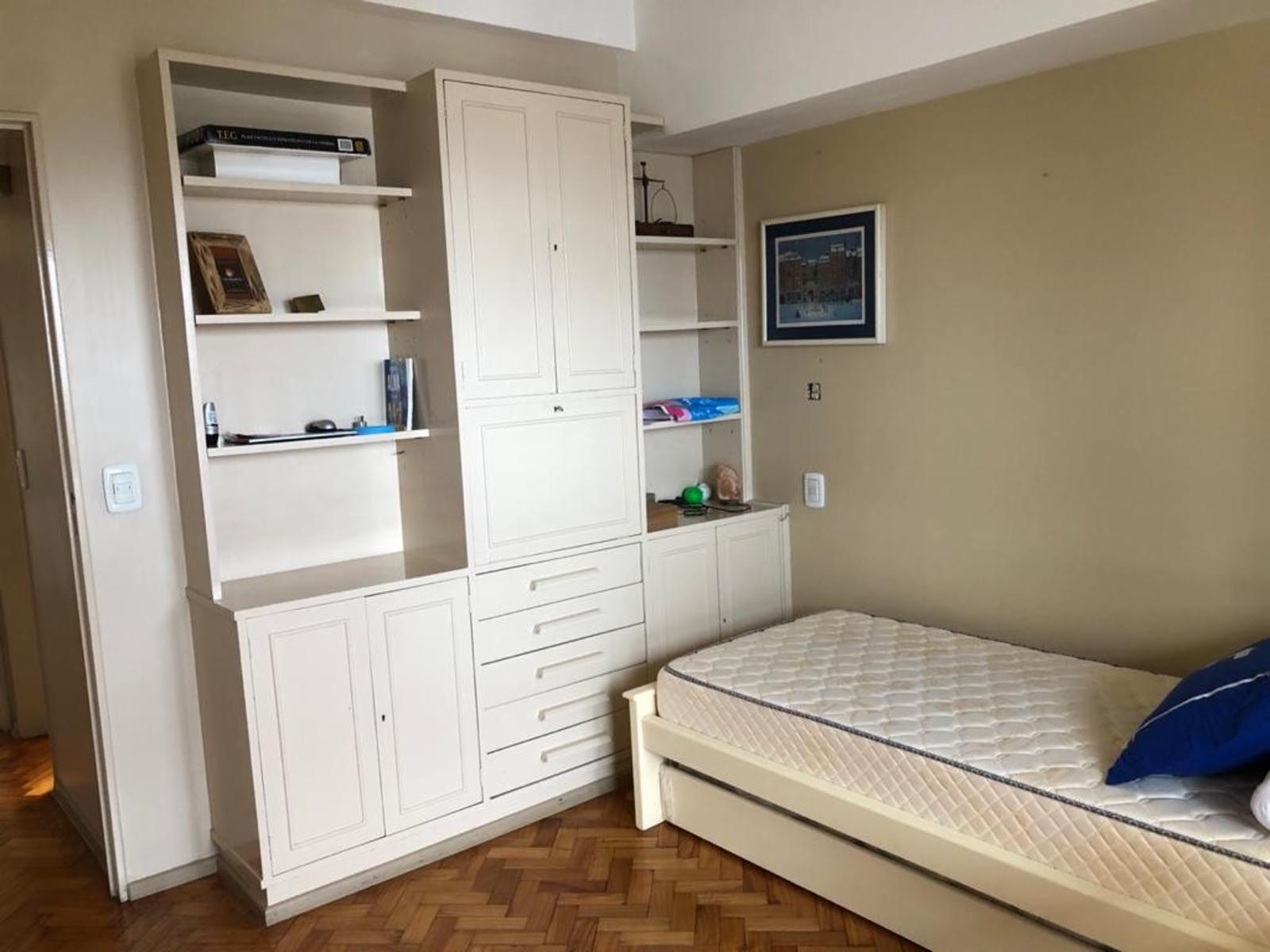 EXCELENTE 4 AMBIENTES EN CORAZON DE RECOLETA — foto 8