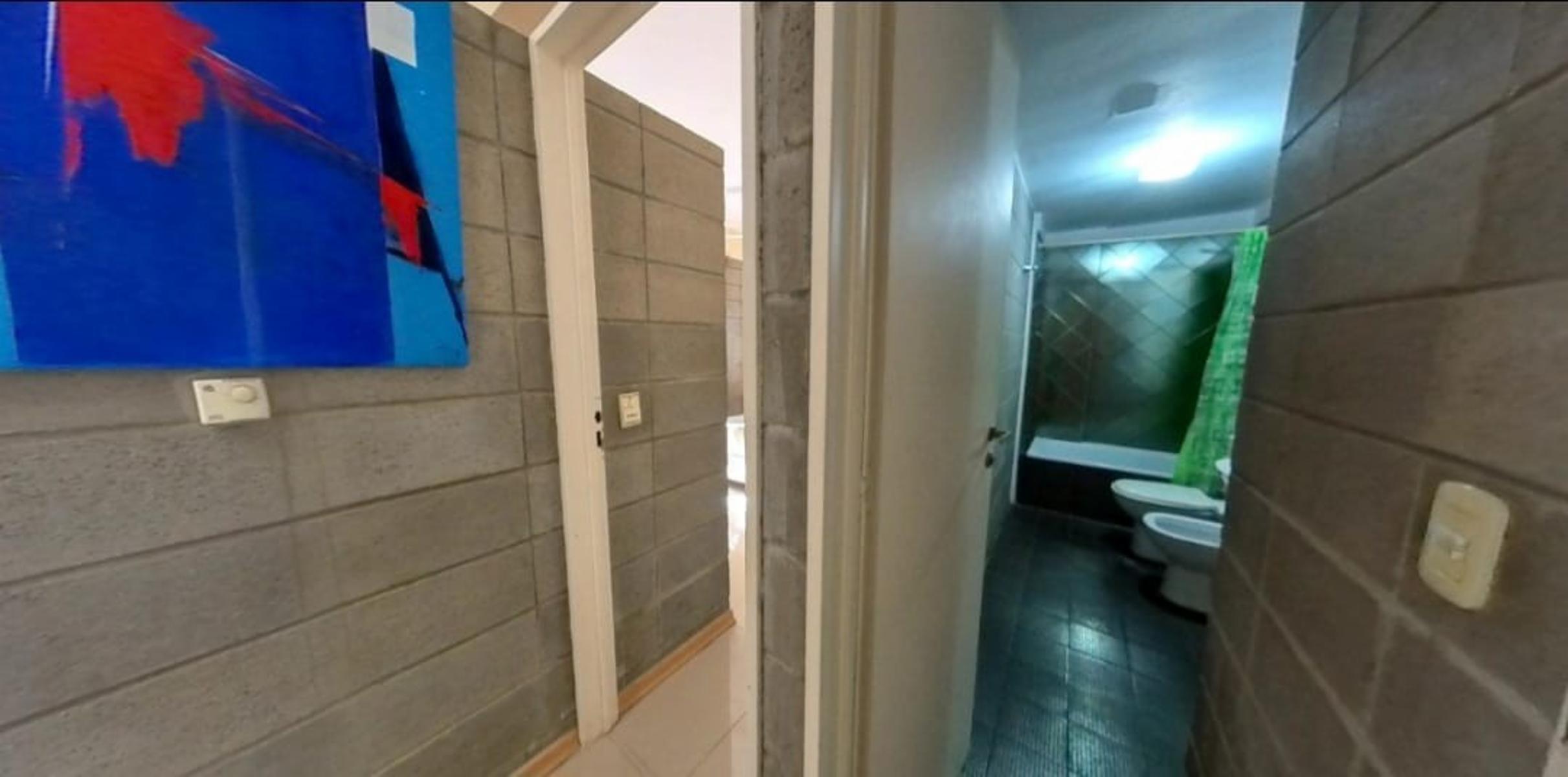 HERMOSO DEPARTAMENTO CON BALCON AL FRENTE - 14