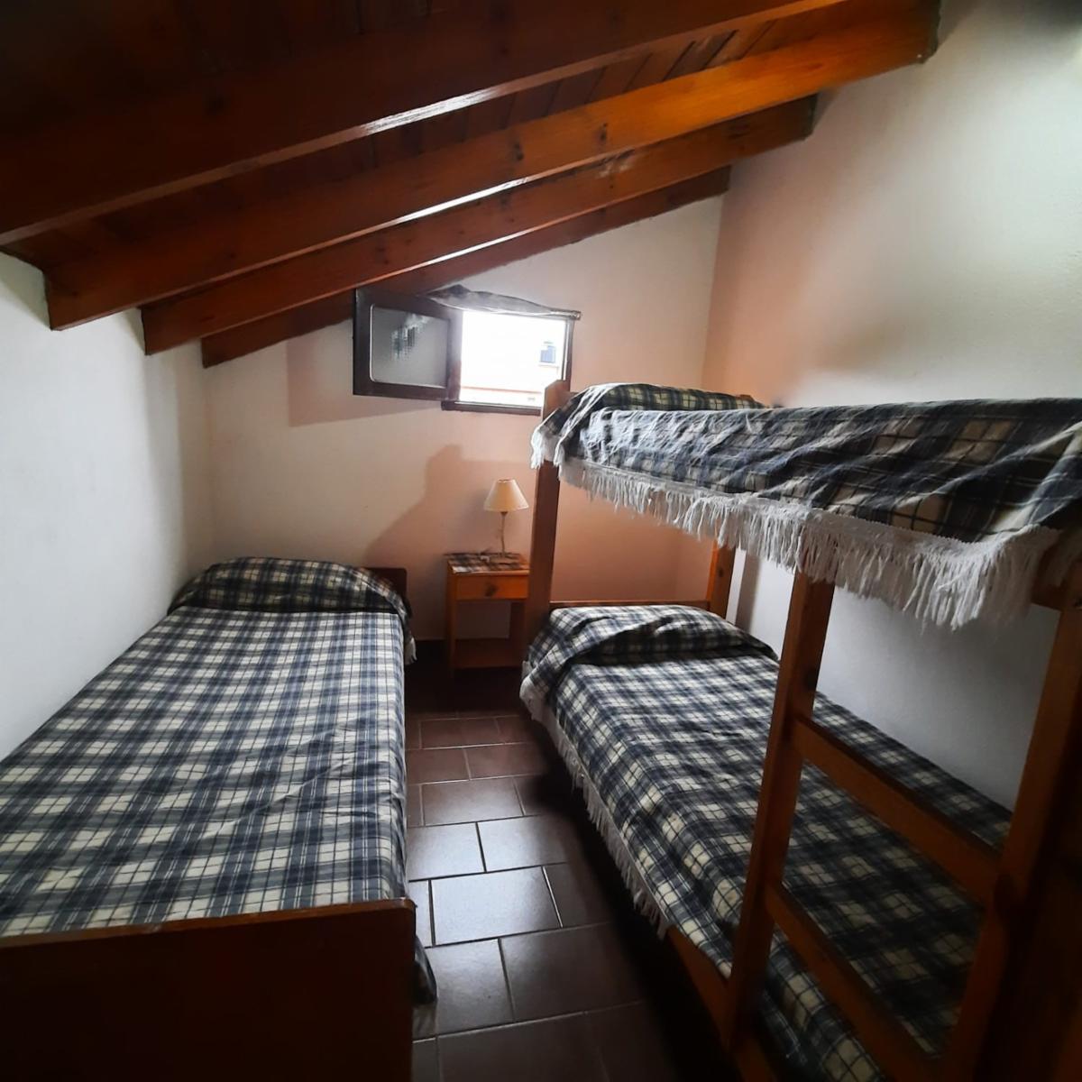 MUY LINDO DUPLEX PARA 5 PERSONAS CON COCHERA — foto 2