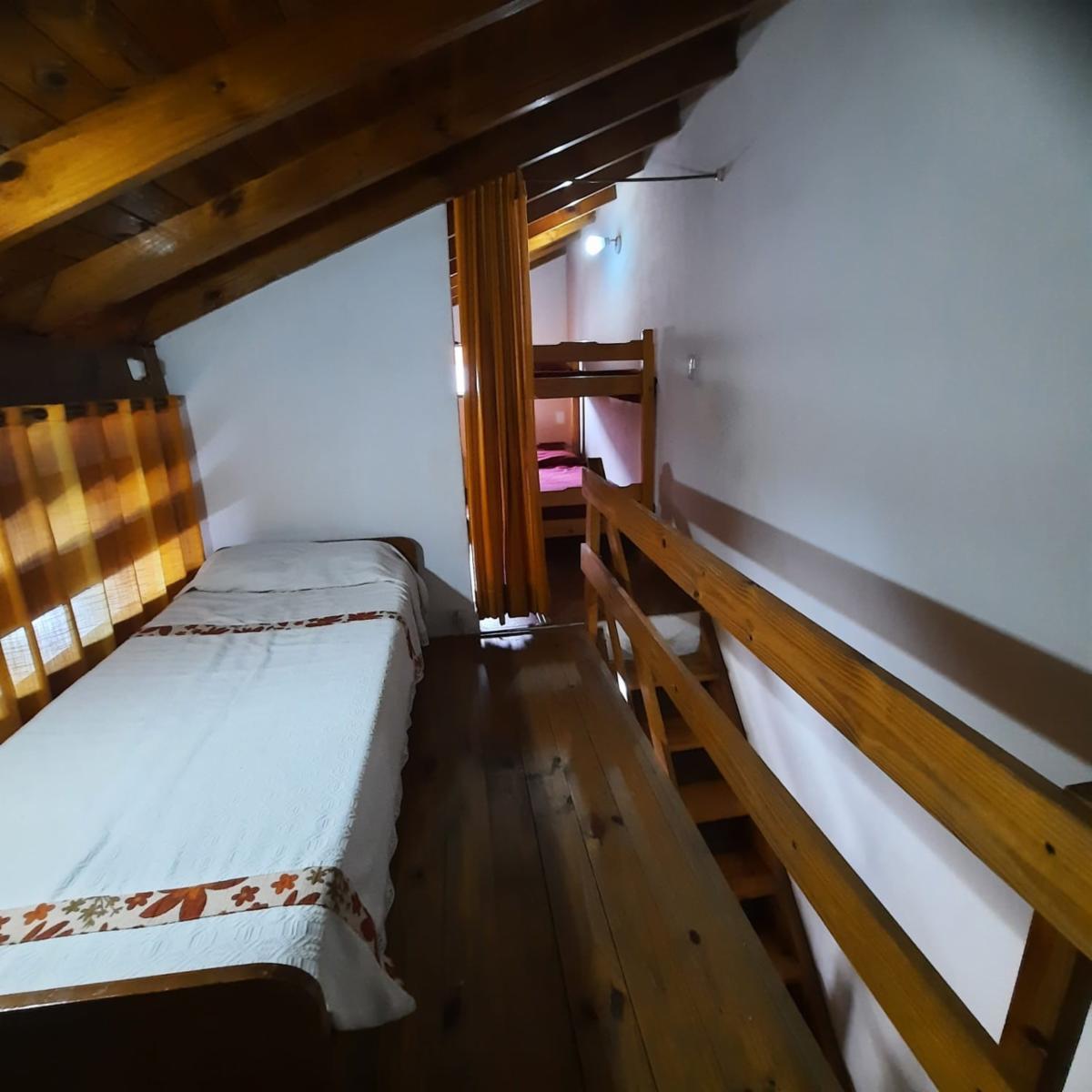 EXCELENTE DUPLEX PARA 6 PERSONAS EN MAR DEL TUYU