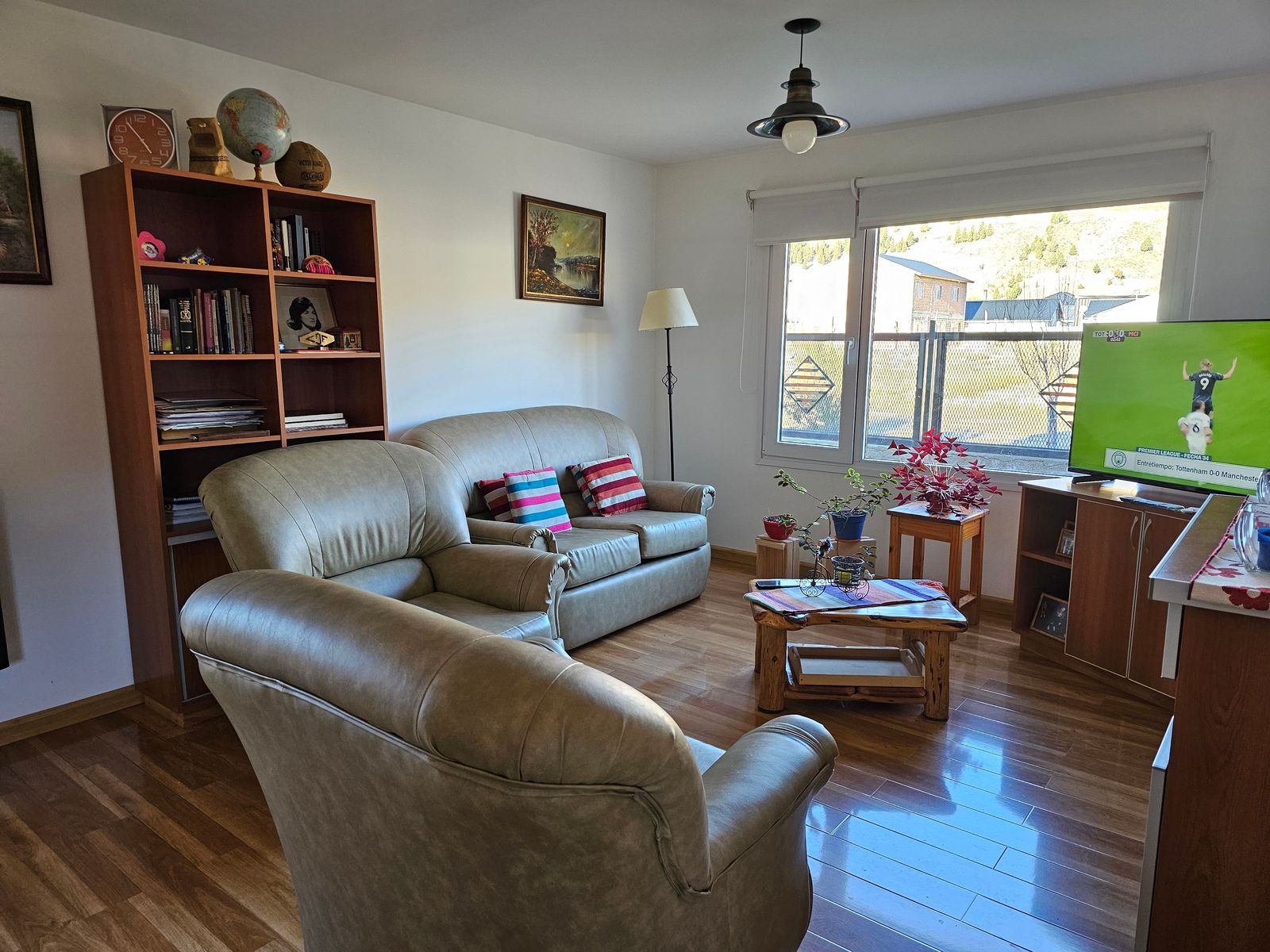 MODERNA CASA EN ESQUEL, CHUBUT - 3