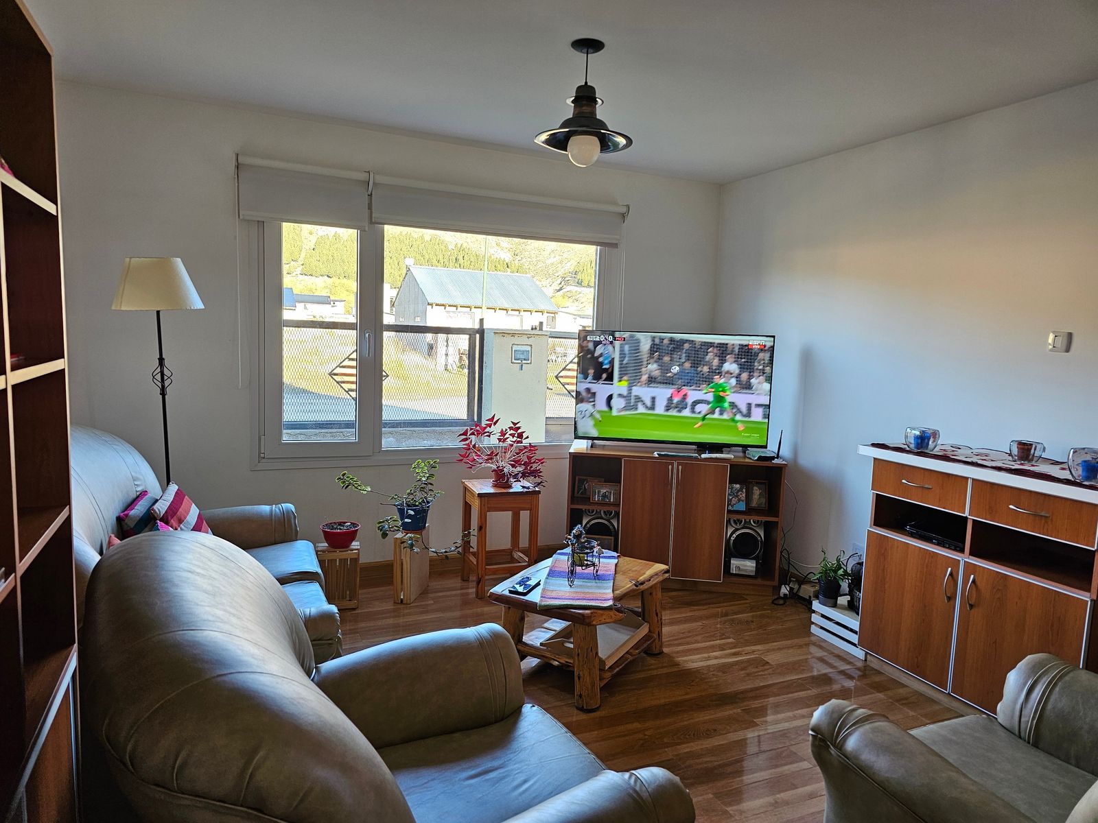 MODERNA CASA EN ESQUEL, CHUBUT - 5