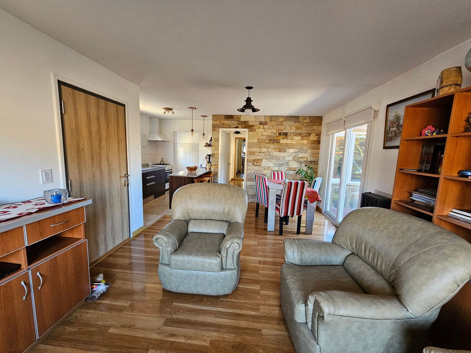 MODERNA CASA EN ESQUEL, CHUBUT - 7