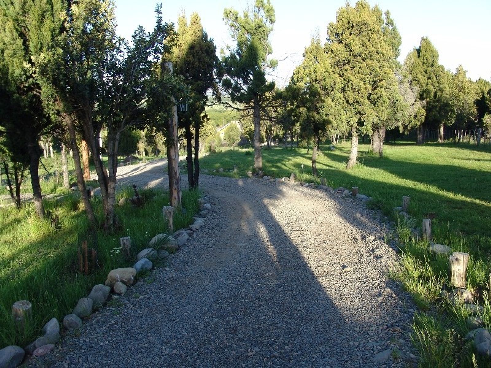COMPLEJO TURÍSTICO EN TREVELIN, CHUBUT - 2