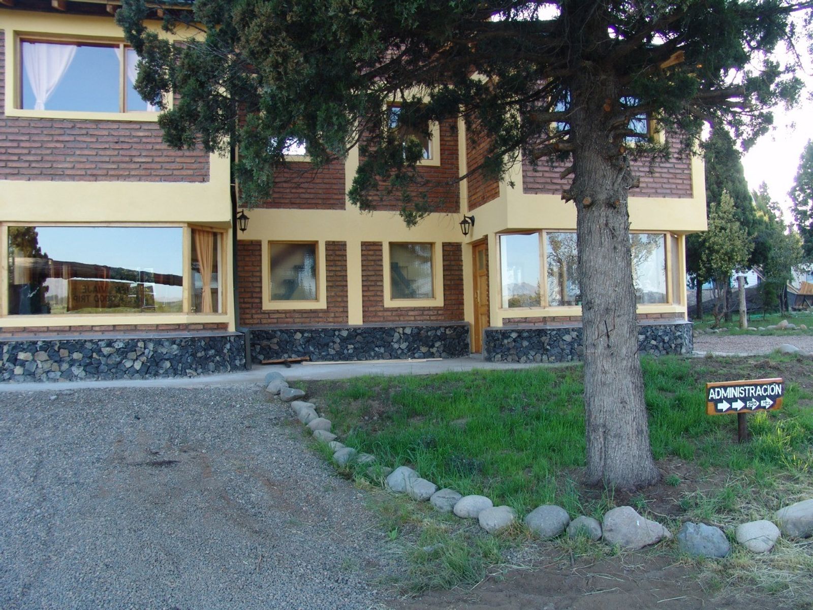 COMPLEJO TURÍSTICO EN TREVELIN, CHUBUT - 26