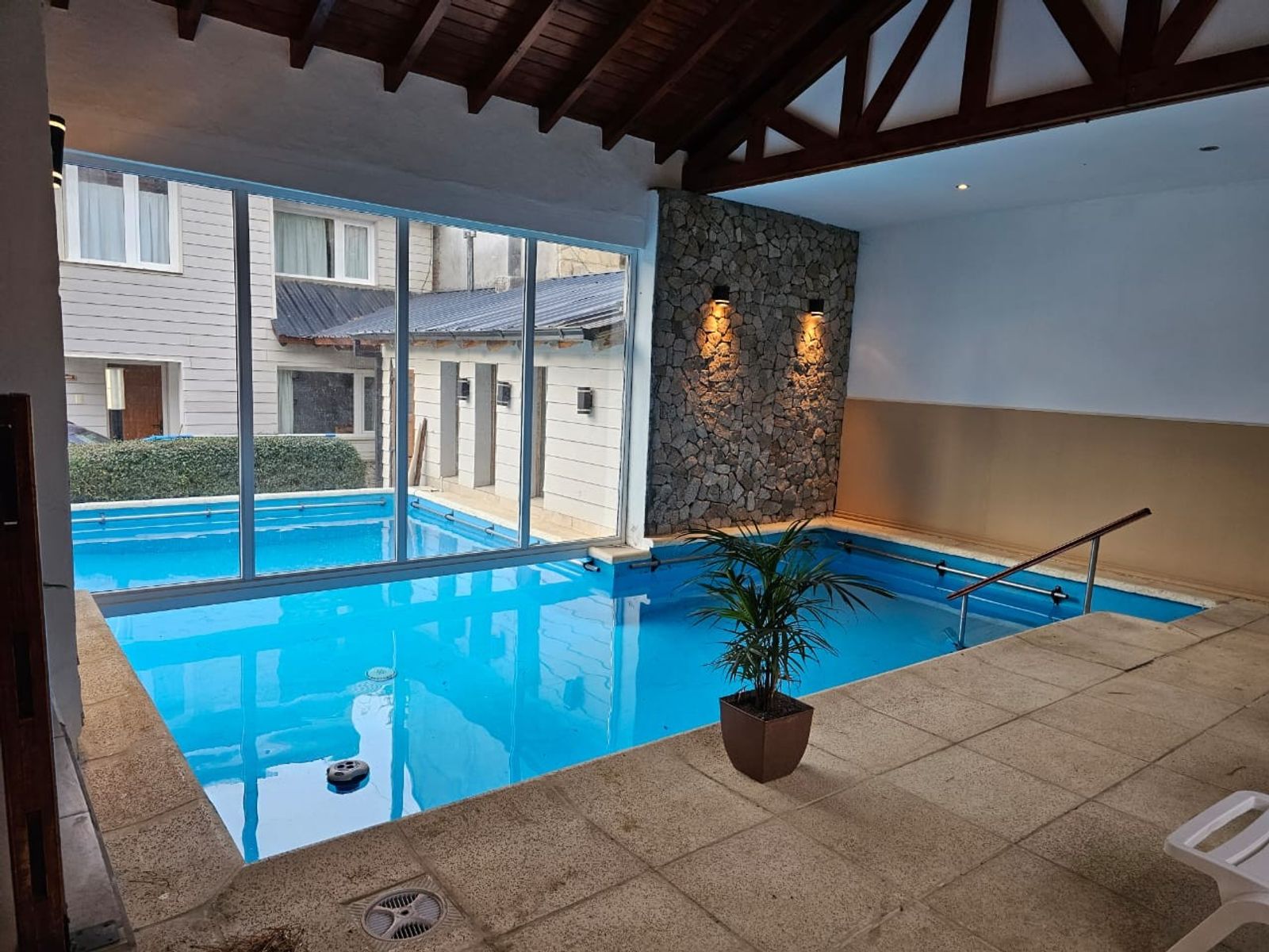 IMPORTANTE COMPLEJO TURÍSTICO CON PISCINA - 10