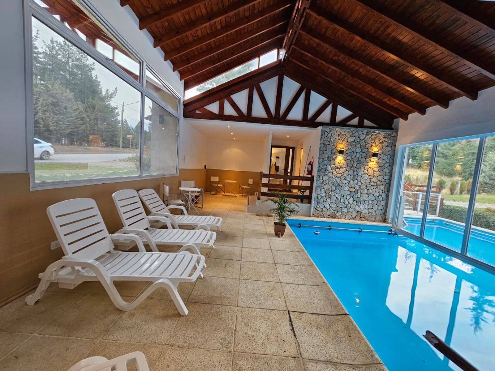 IMPORTANTE COMPLEJO TURÍSTICO CON PISCINA - 13