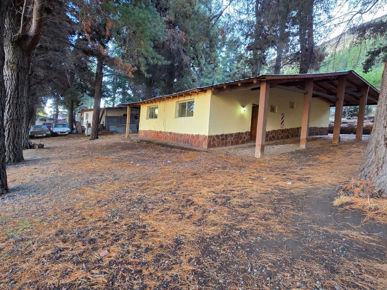 VENTA DE CASA DE 2 DORMITORIOS EN ESQUEL CHUBUT — foto 2