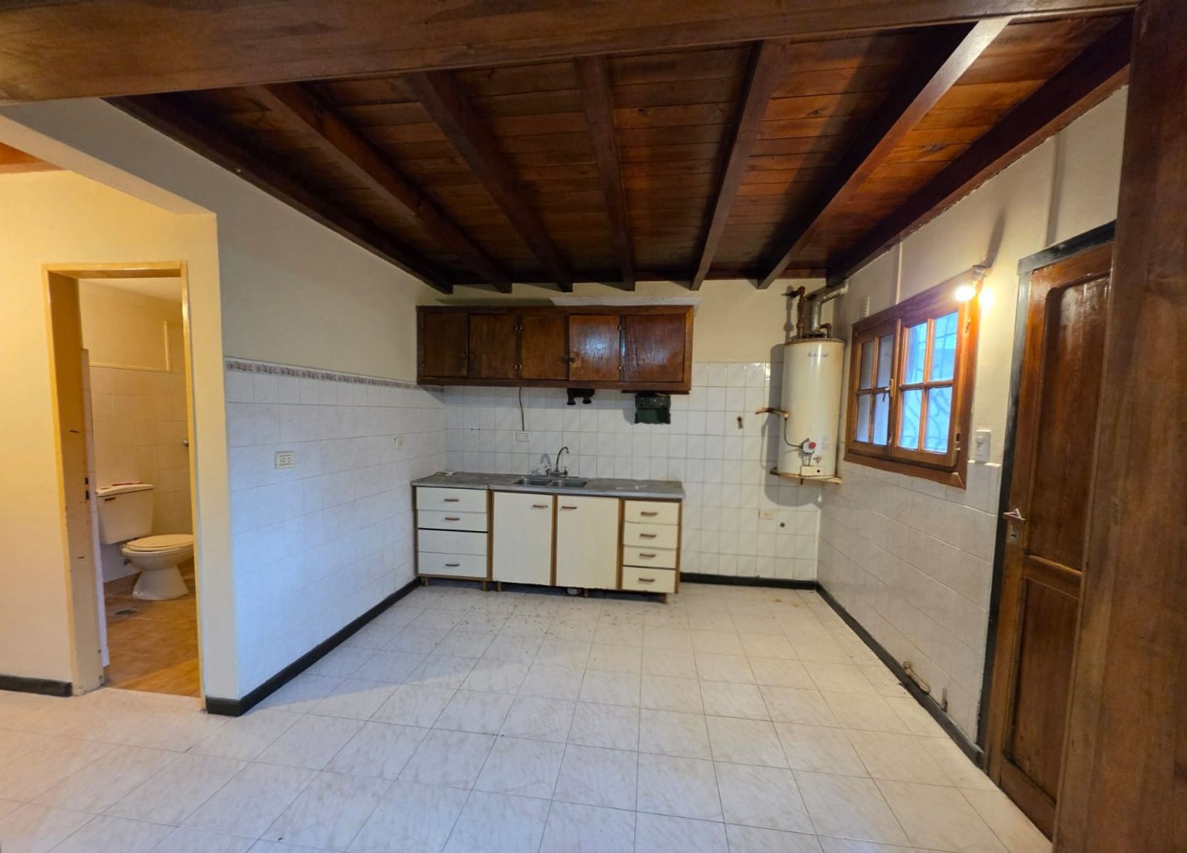 ALQUILER DE DUPLEX DE 4 DORMITORIOS EN EL CENTRO DE ESQUEL, CHUBUT - 7