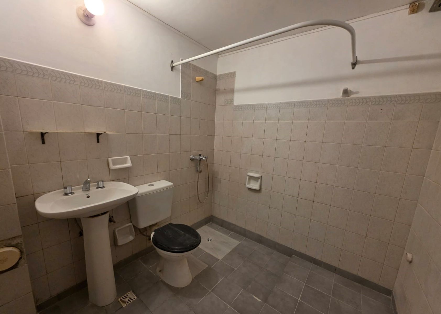 ALQUILER DE DUPLEX DE 4 DORMITORIOS EN EL CENTRO DE ESQUEL, CHUBUT - 9