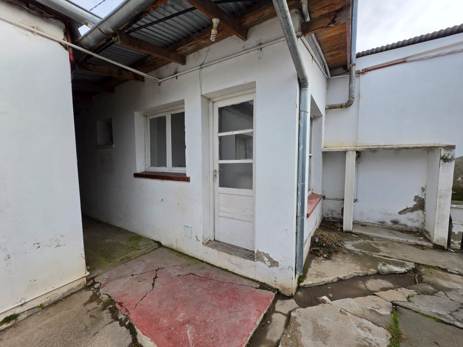 DEPTO DE 1DORMITORIO PRÓXIMO AL CENTRO DE ESQUEL - 3