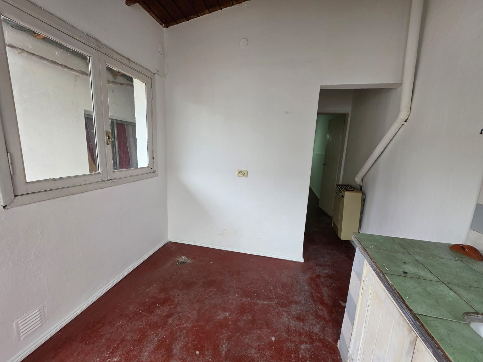 DEPTO DE 1DORMITORIO PRÓXIMO AL CENTRO DE ESQUEL - 11