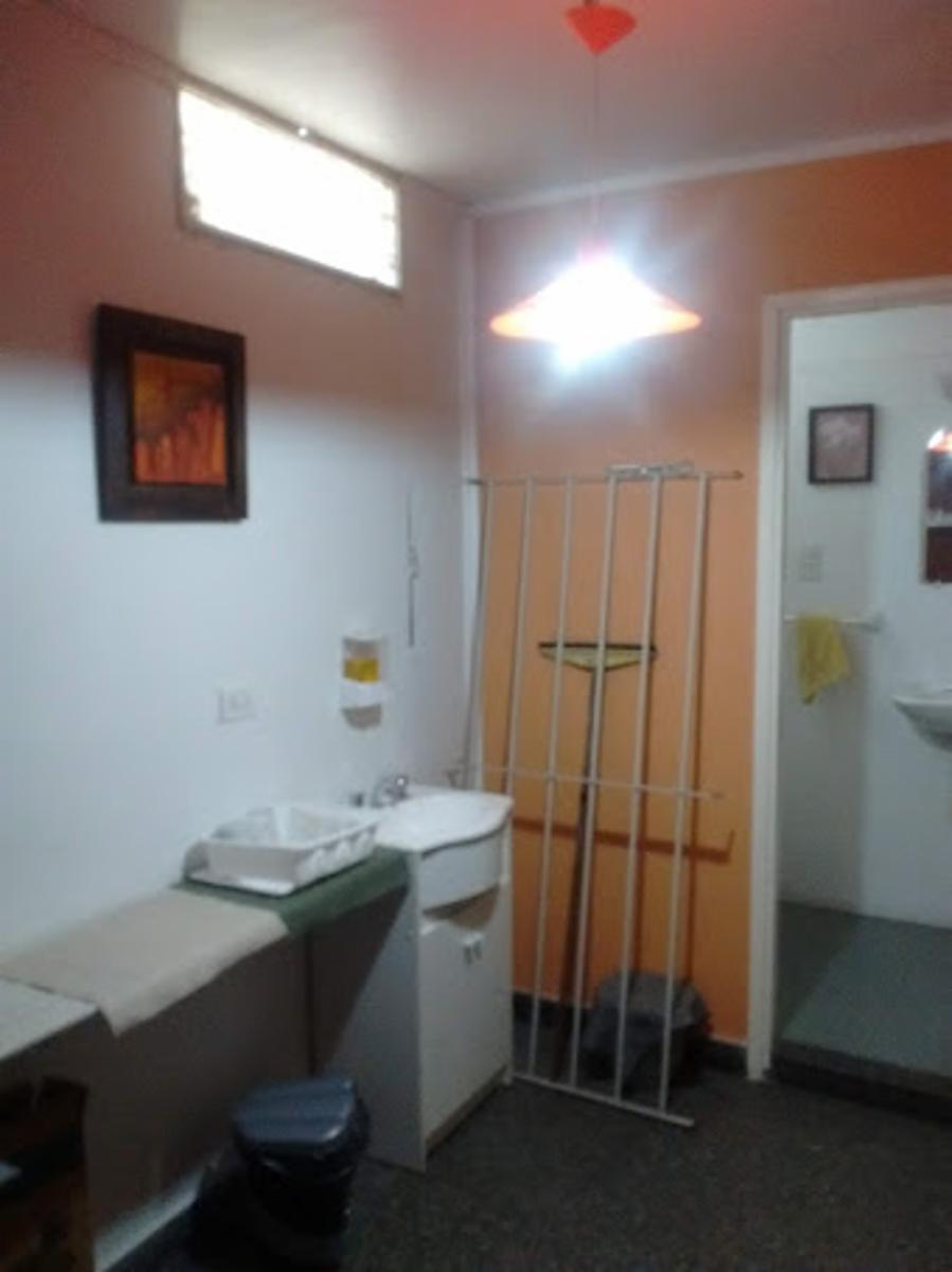 VENDO OFICINA CENTRO - EXCELENTE UBICACIÓN — foto 2