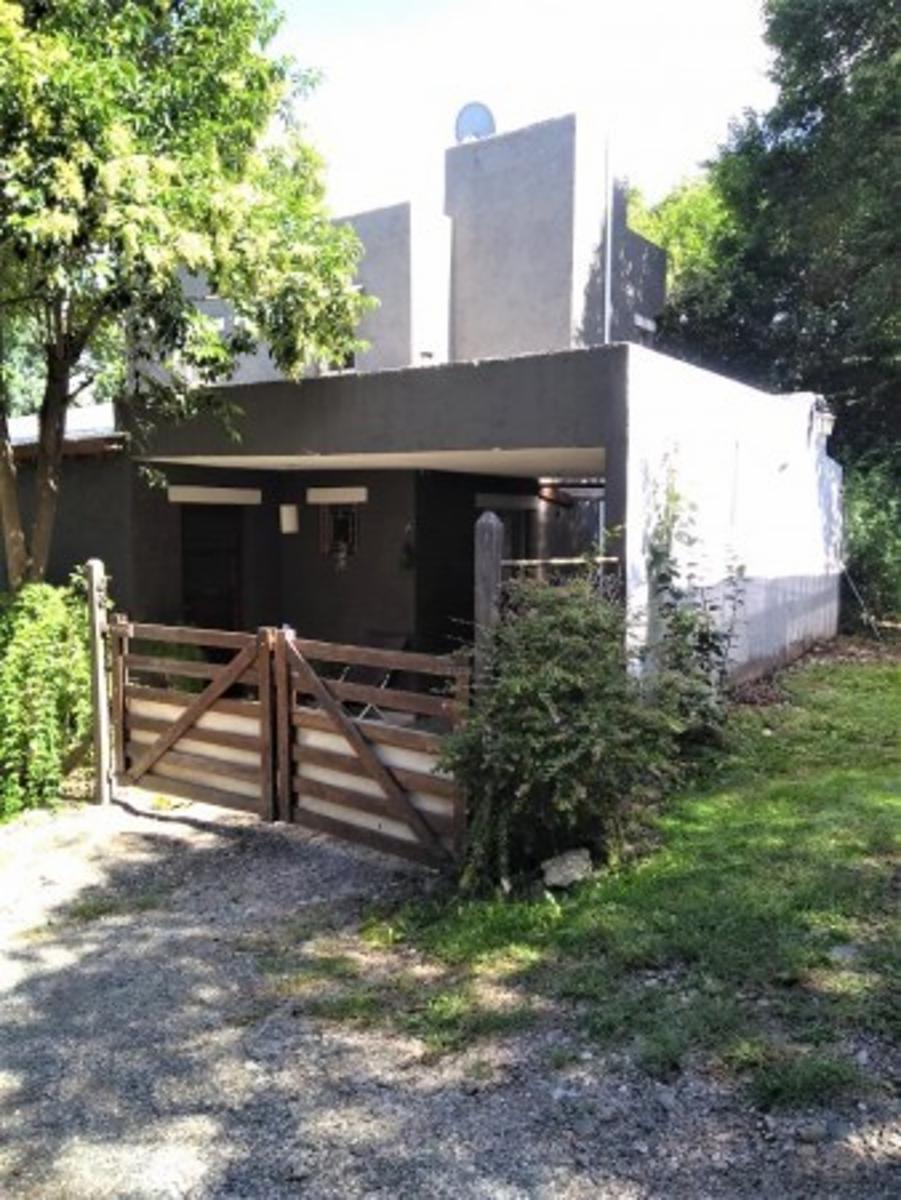 VENTA CASA UNQUILLO CÓRDOBA -2 DOR-TERRENO 553M2