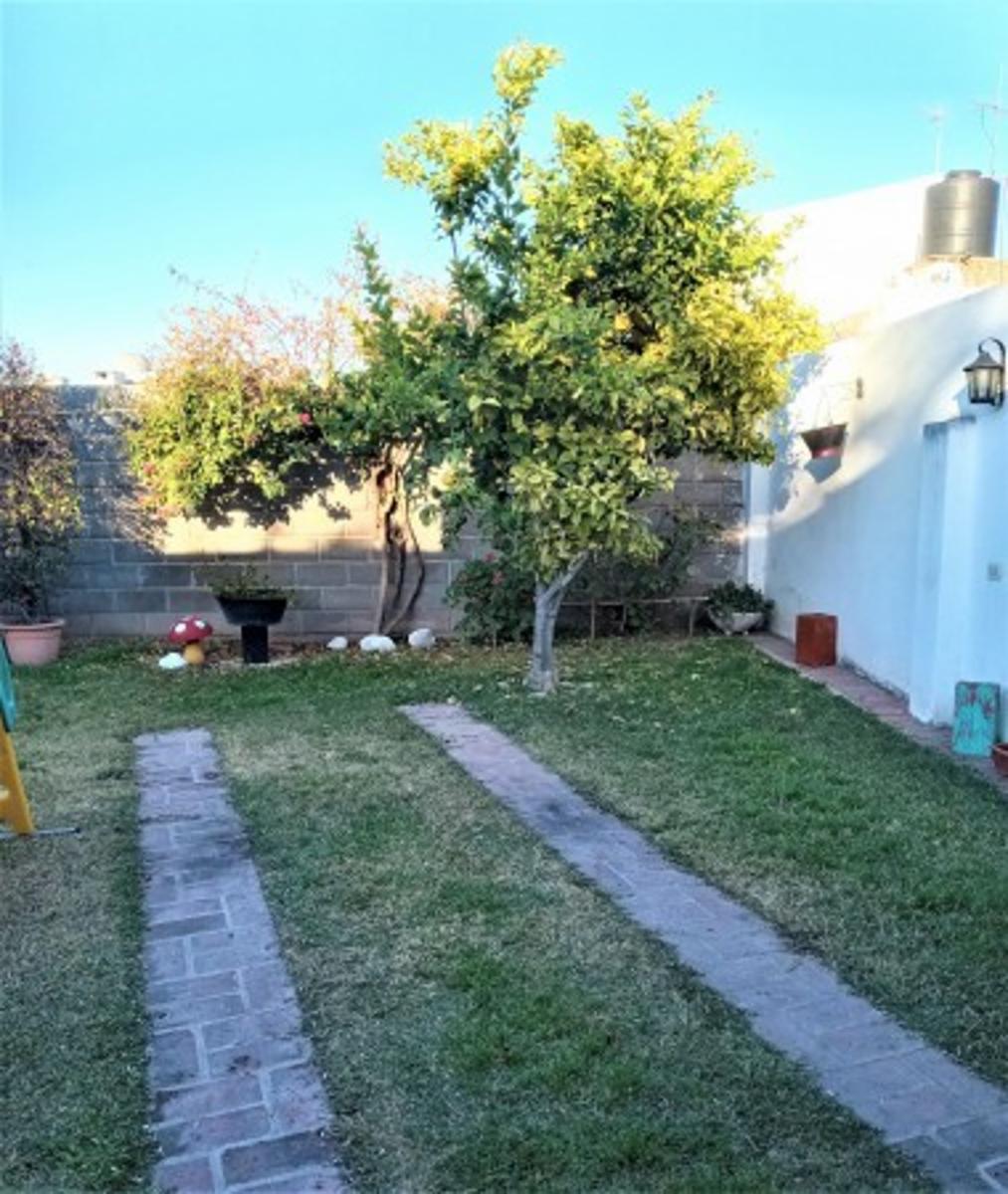 VENTA CASA B°ALTOS DE VELEZ SARSFIELD — foto 14