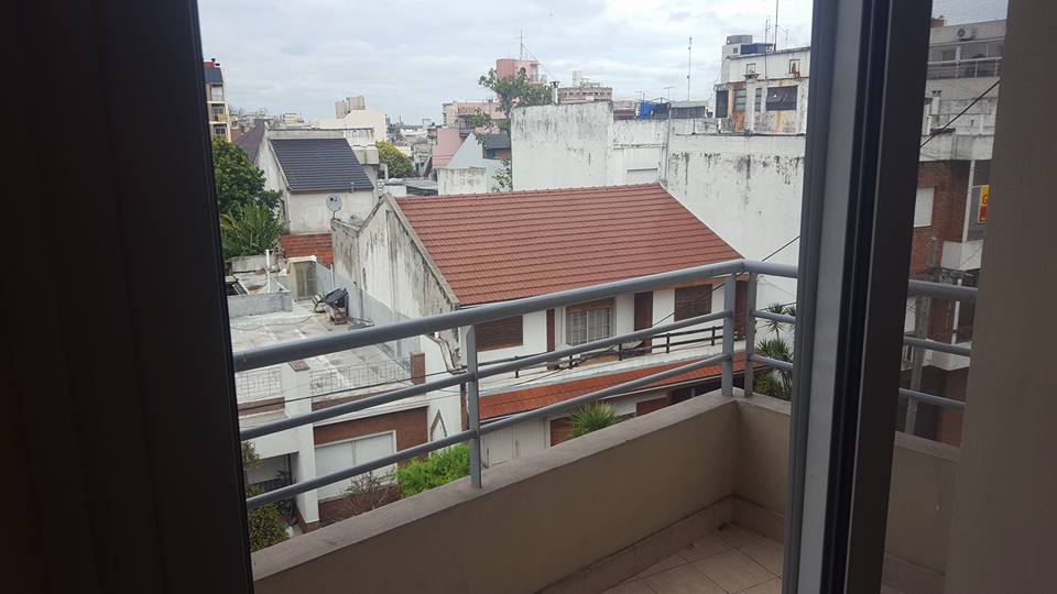 Gran depto. tipo loft c/cohera en alquiler en San Justo — foto 12