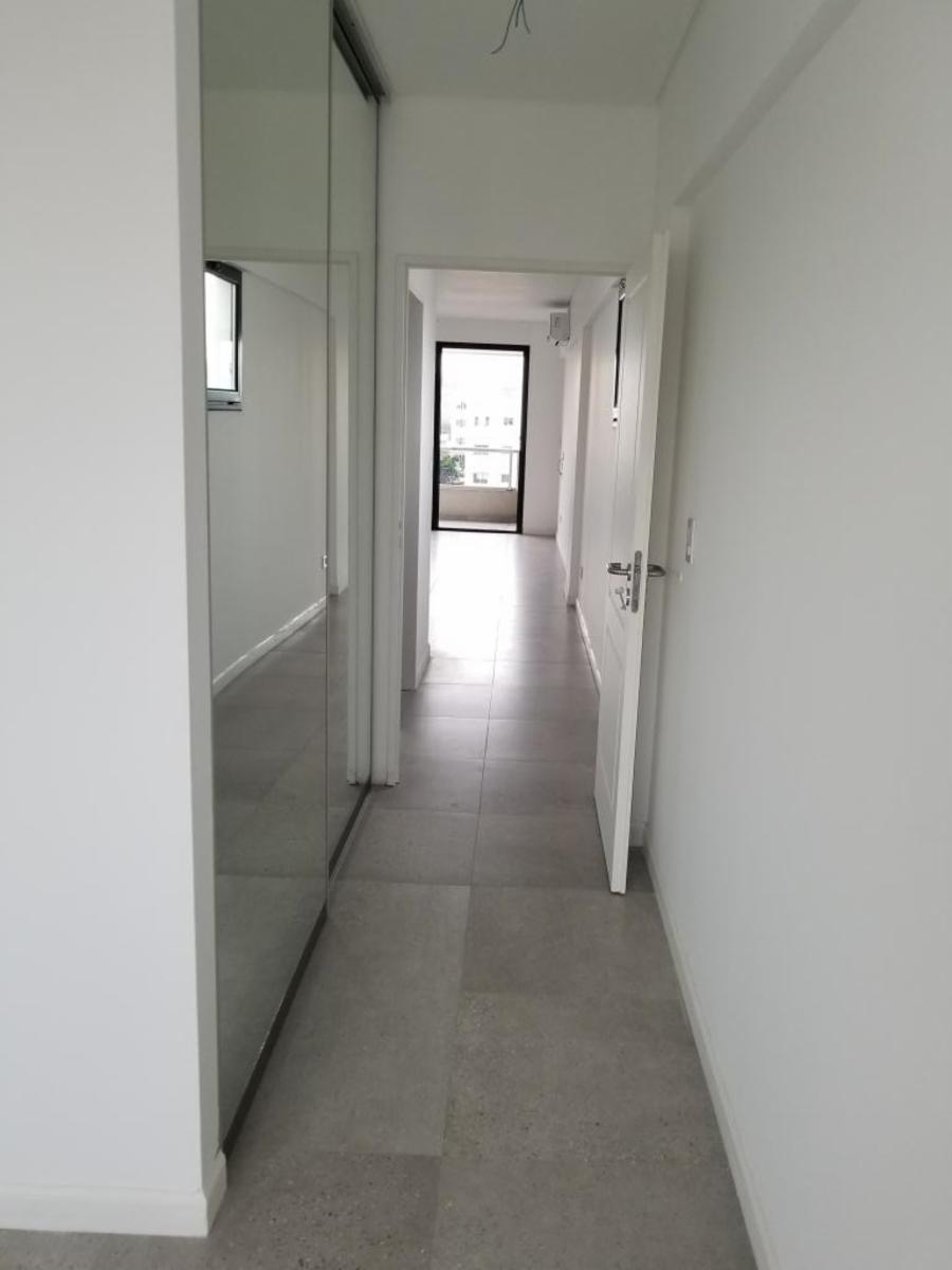 Venta depto. dos ambientes de lujo c/cochera en San Justo Centro — foto 5