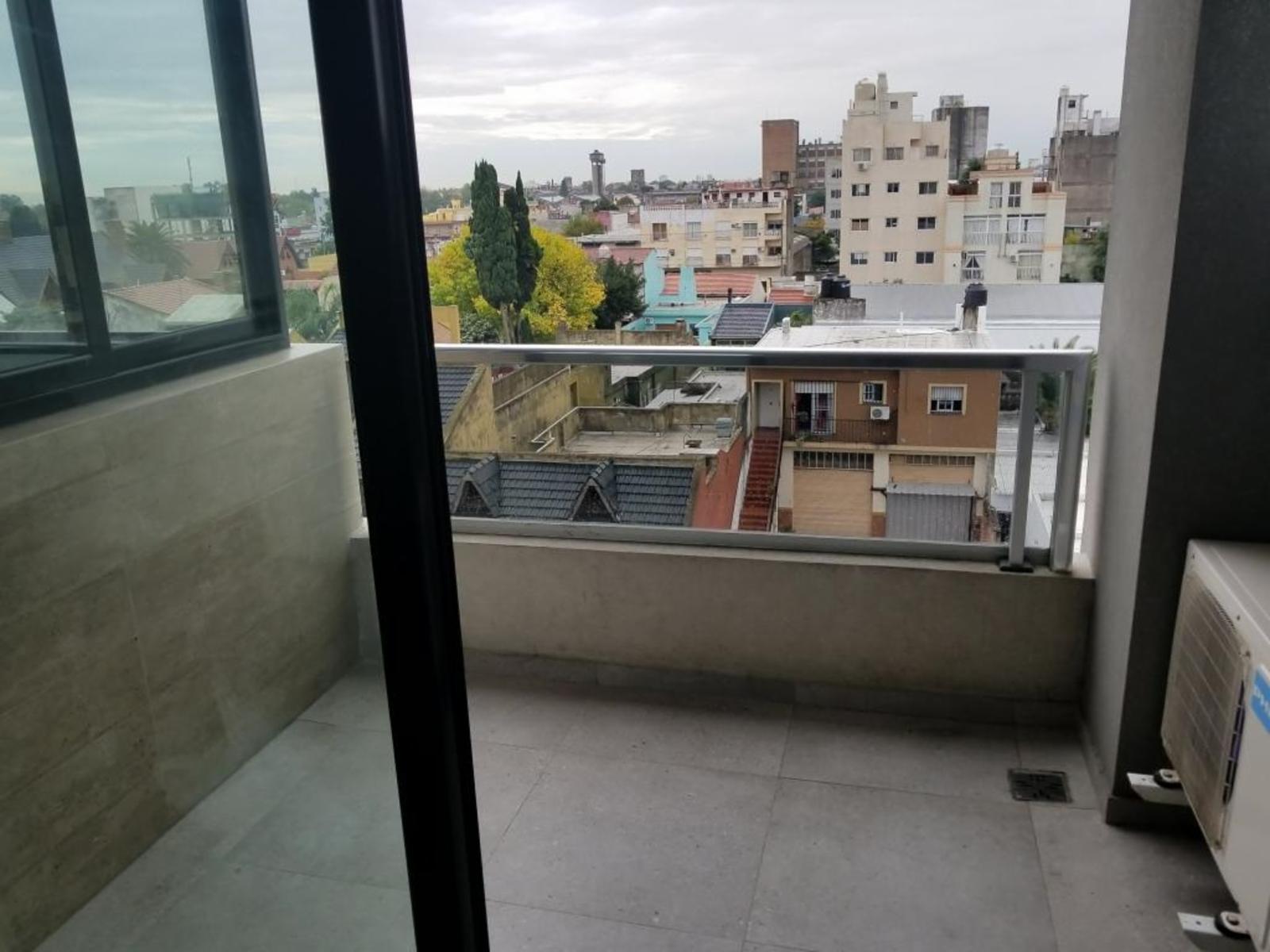 Venta depto. dos ambientes de lujo c/cochera en San Justo Centro — foto 12
