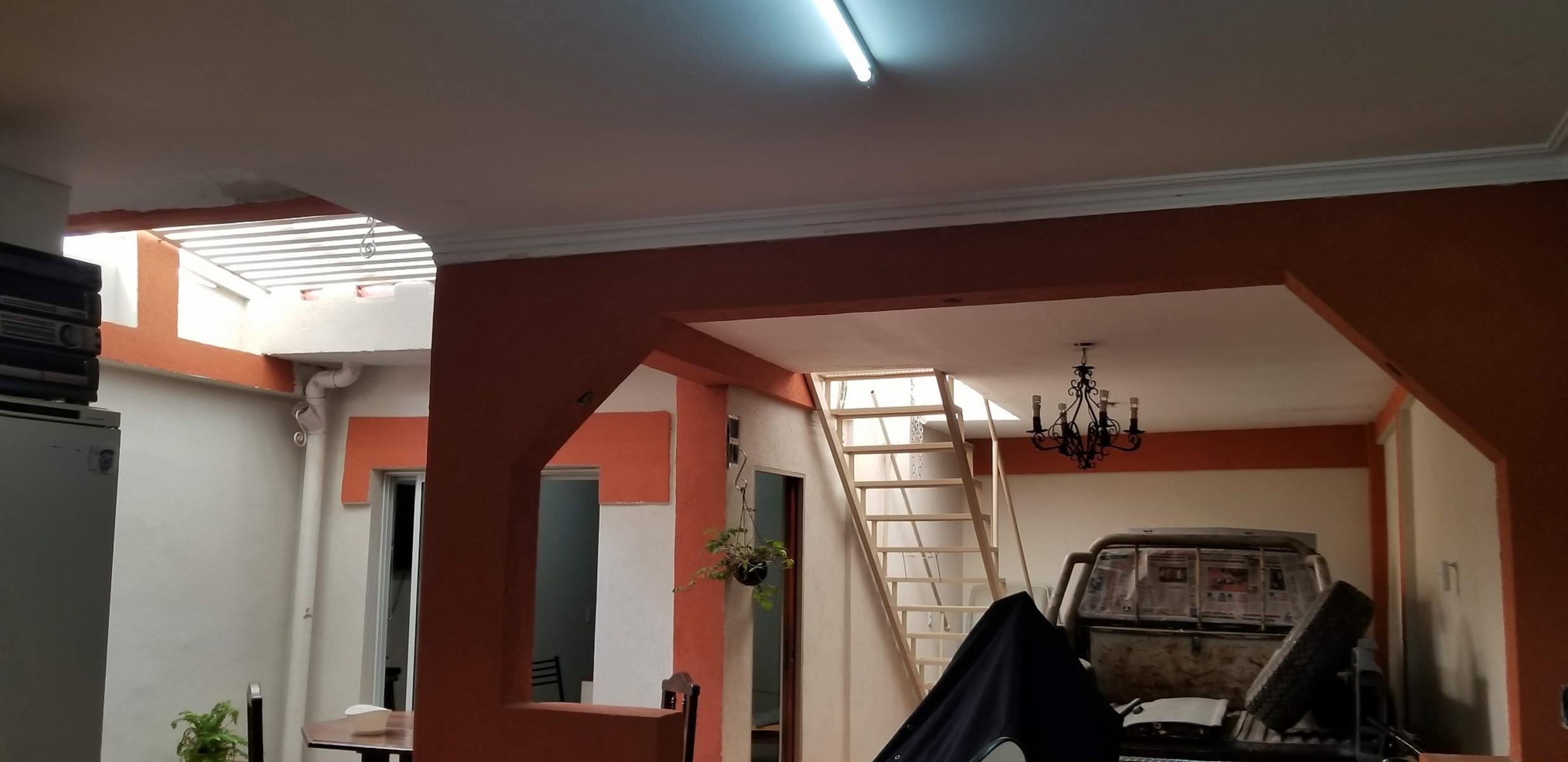 Local con vivienda en lo mejor de Villa Luzuriaga — foto 7