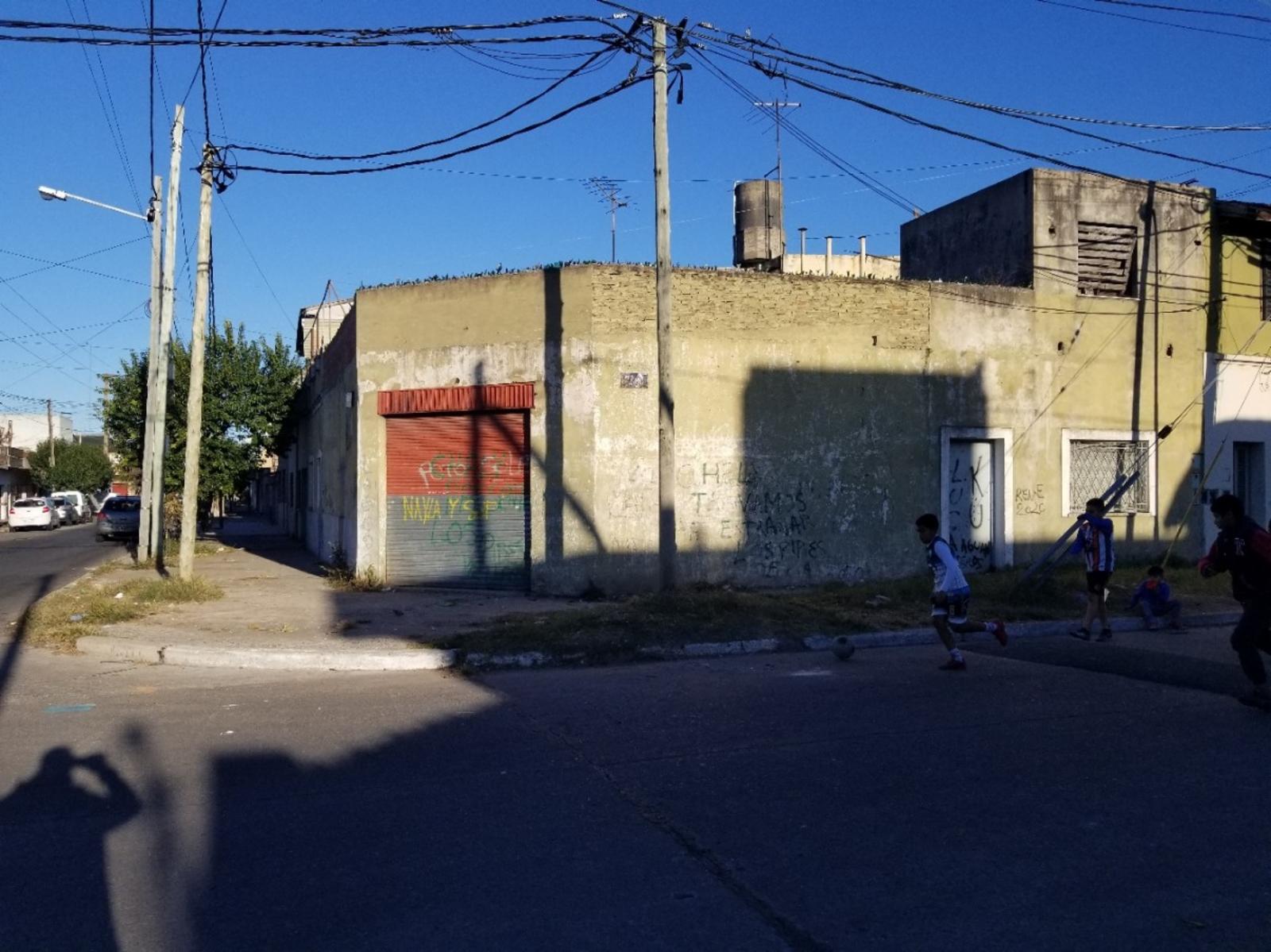 Tres viviendas a reciclar en un lote en La Tablada — foto 8