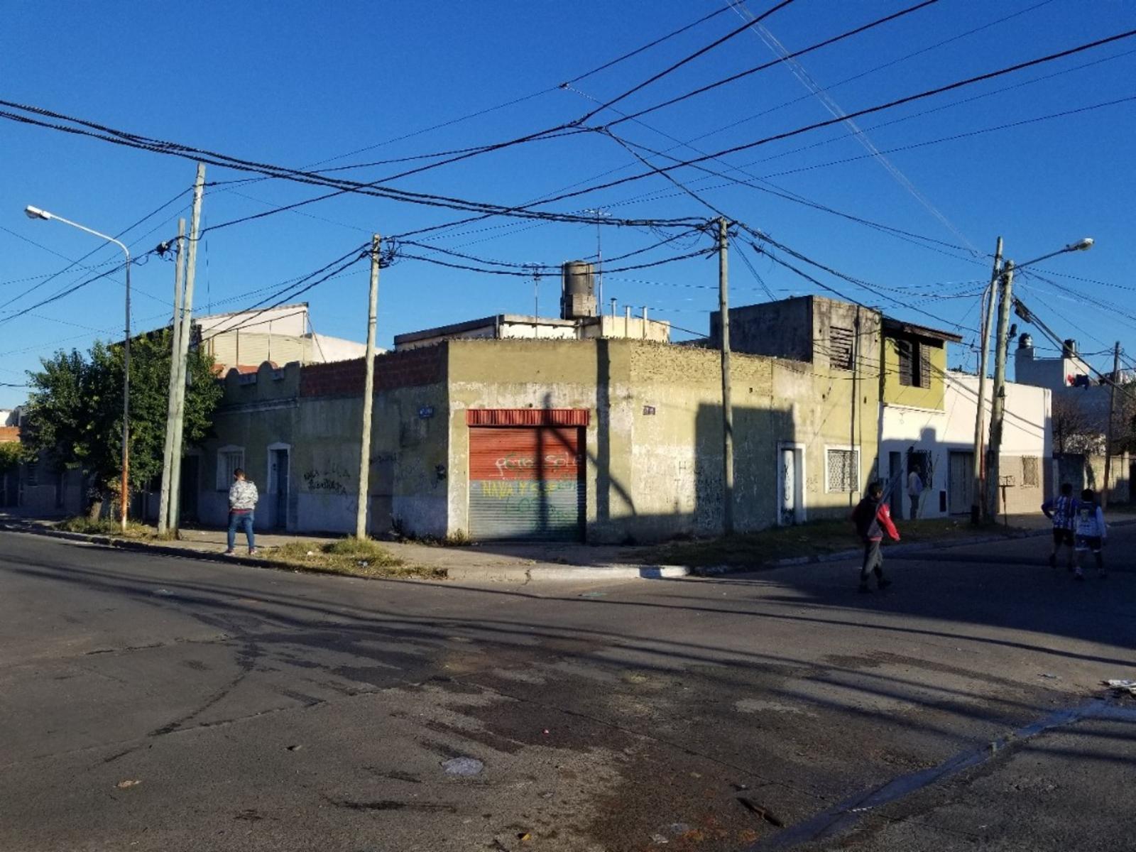 Tres viviendas a reciclar en un lote en La Tablada — foto 9