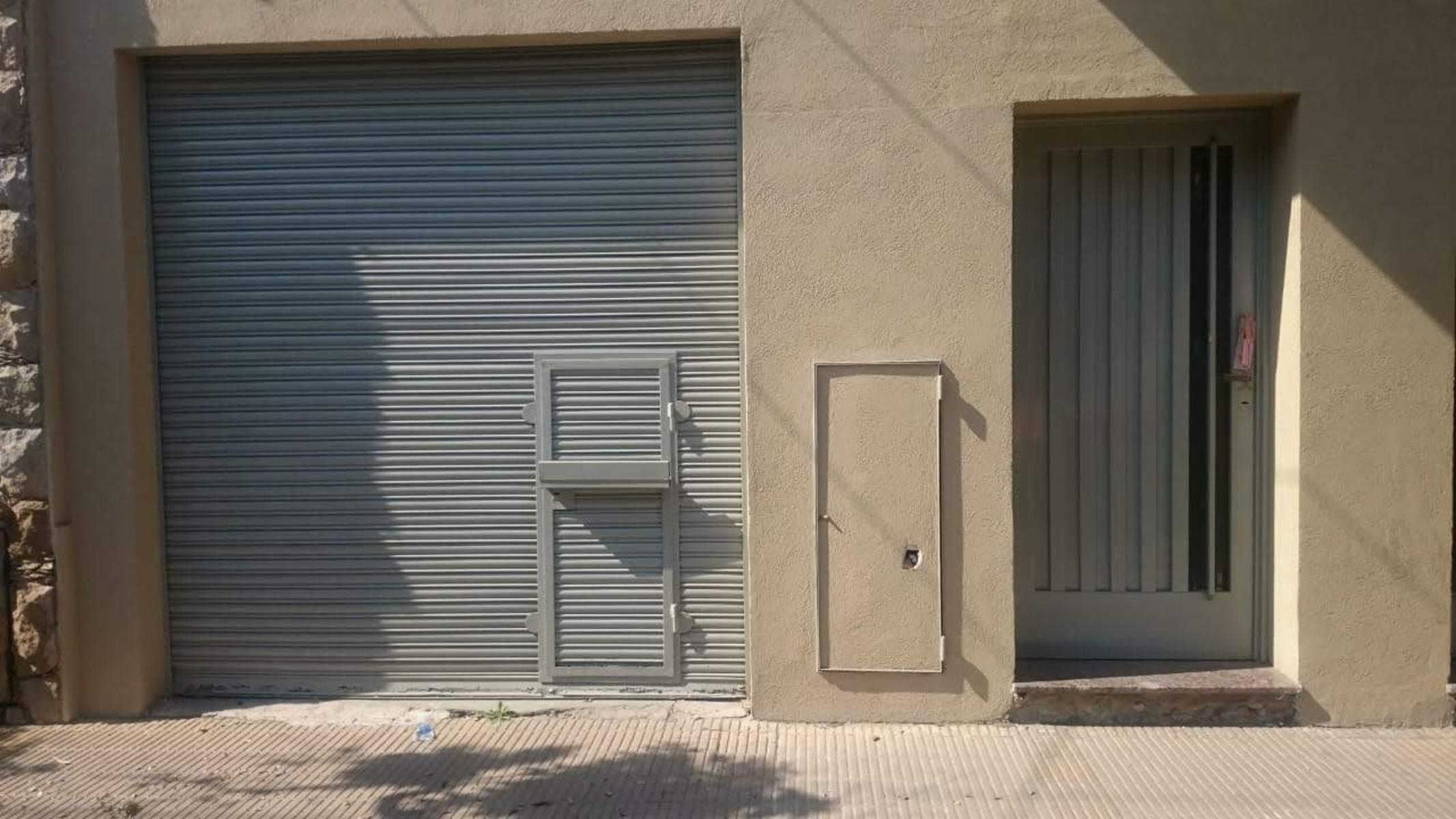Galpón con dos locales en Alquiler en San Justo - 8