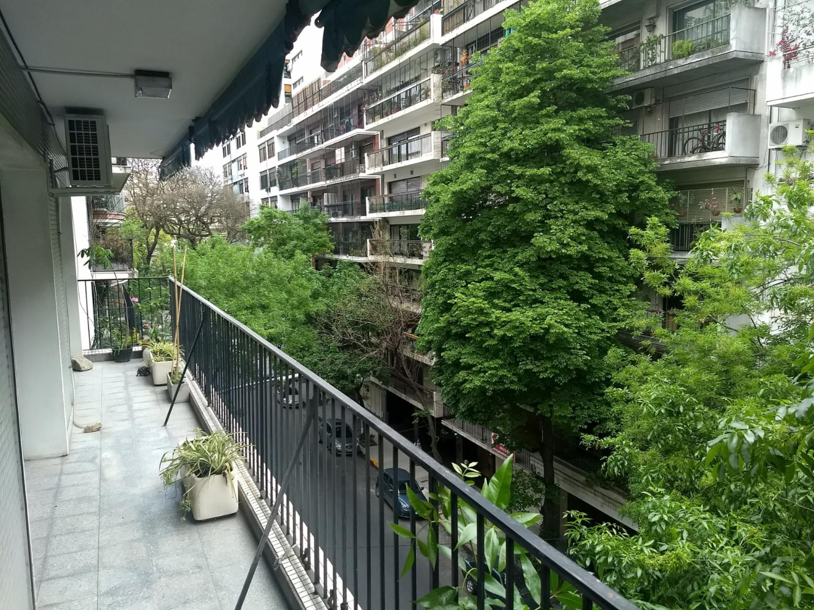 CABALLITO, Amplio Departamento de 4 ambientes c/ Balcon al frente, dep. de servicio y cochera — foto 13