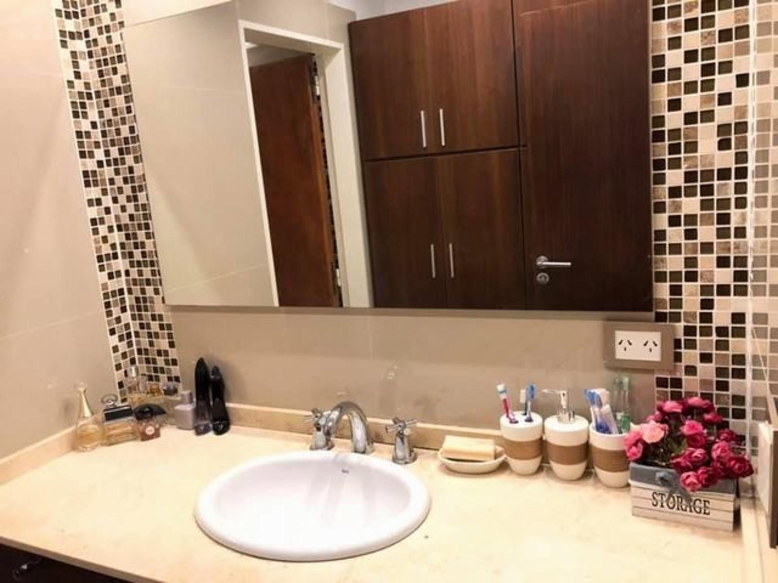 RECOLETA -Moderno y lujoso piso de 5 ambientes, con dependencia, cochera y baulera. Buena zona — foto 2