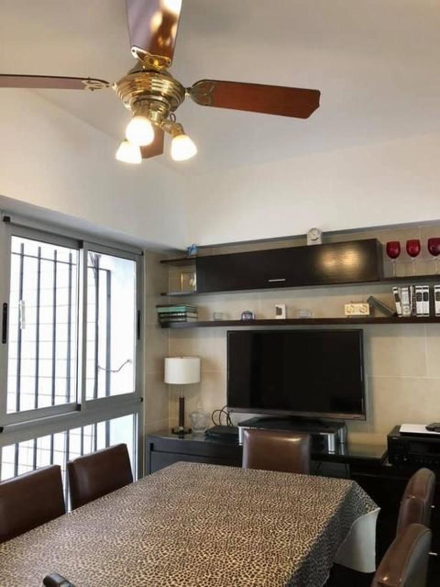 RECOLETA -Moderno y lujoso piso de 5 ambientes, con dependencia, cochera y baulera. Buena zona — foto 8