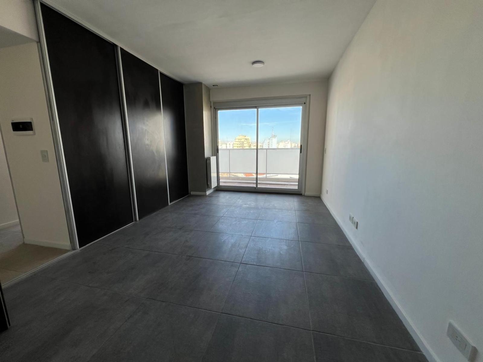 PATERNAL -Muy buen depto. de 2 ambientes con balcon. Edificio con amenities — foto 2