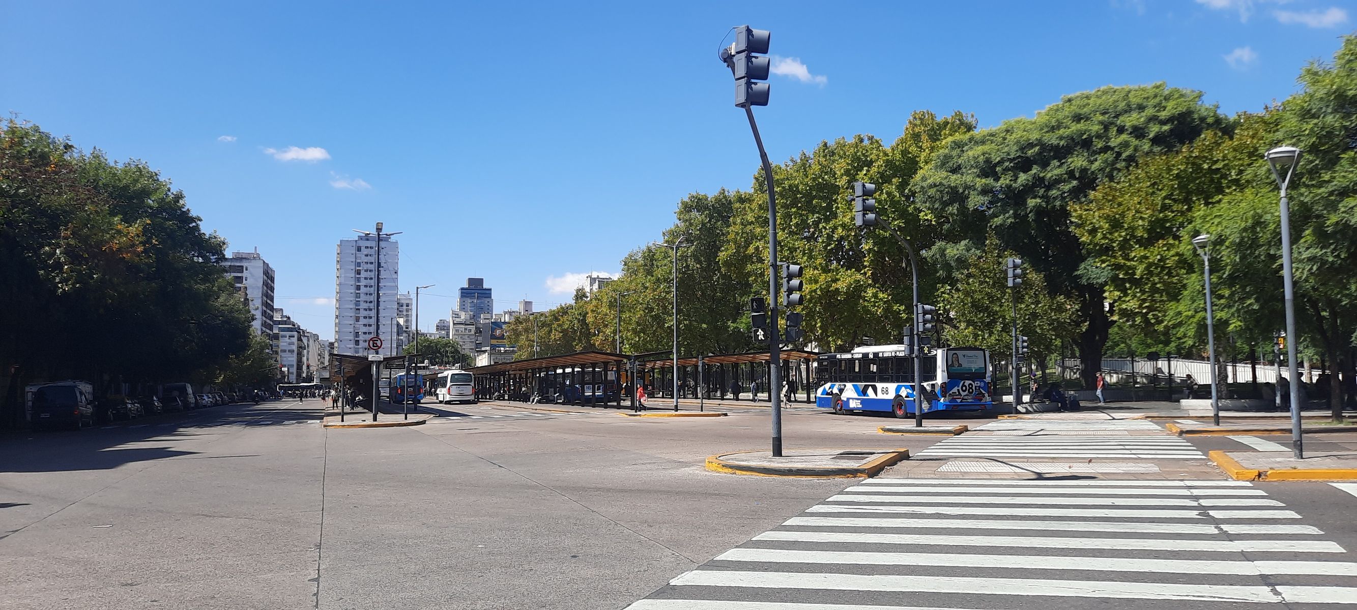 Excelente local a metros de Plaza Miserere - 1