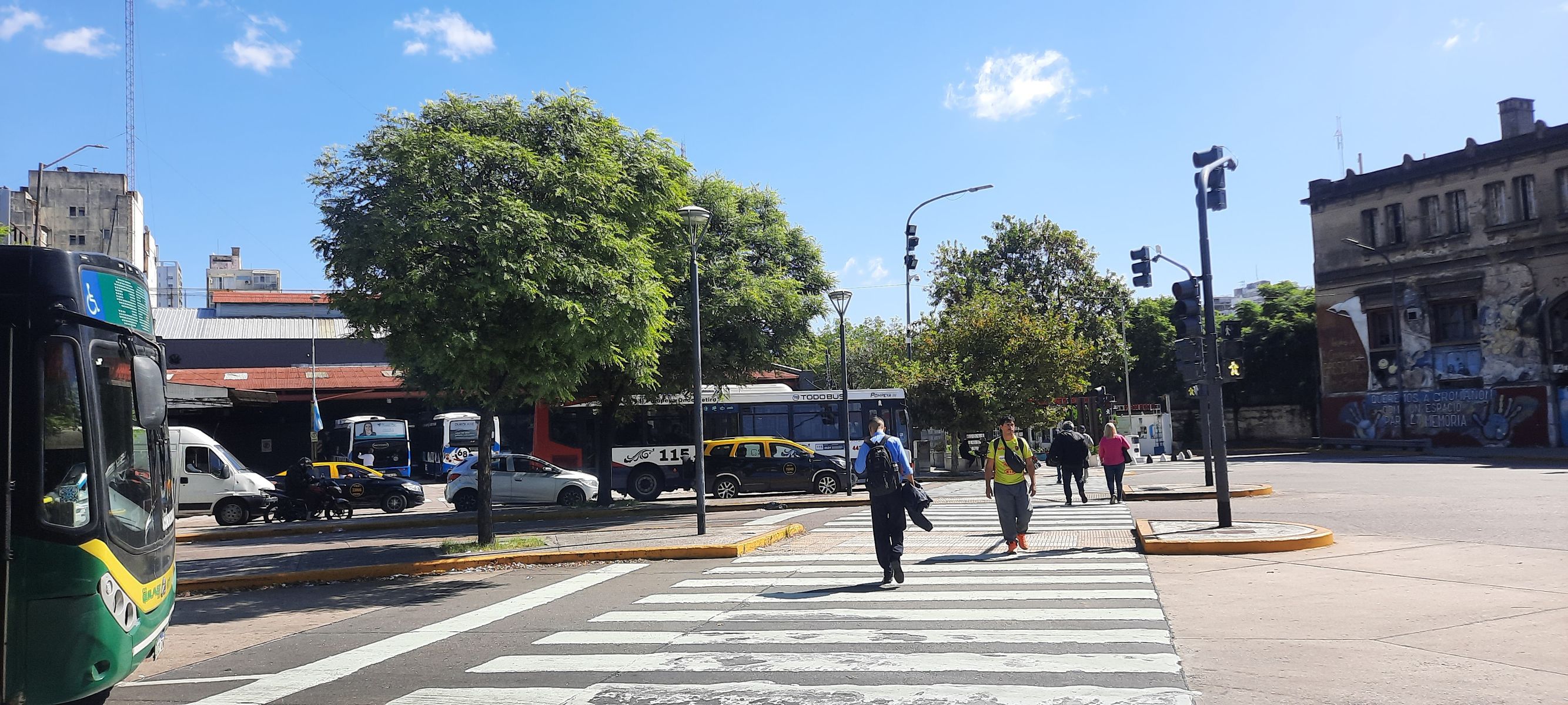 Excelente local a metros de Plaza Miserere - 3