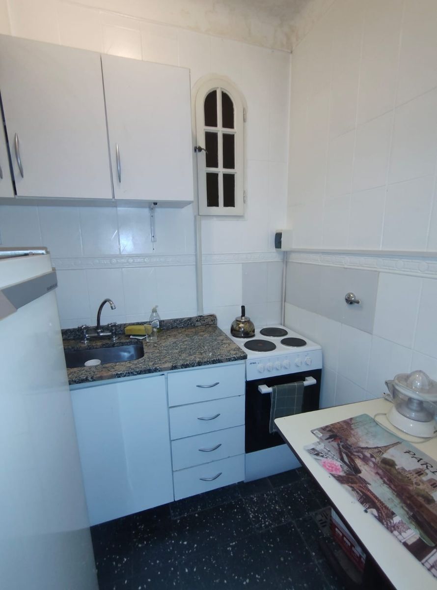 Departamento 2 Ambientes C/grandes Ventanales en los Ambientes. — foto 10