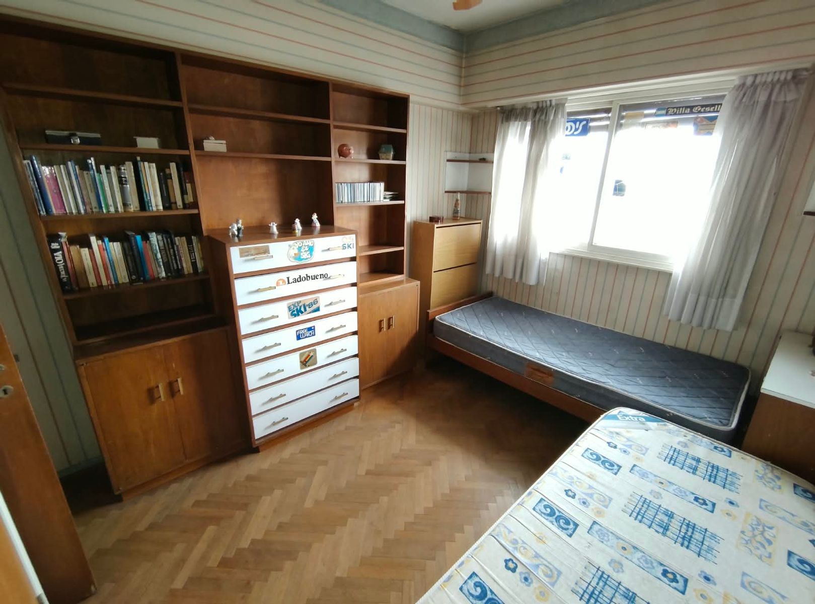 Semipiso de 4 Ambientes con Dependencia y balcon, frente a Plaza Misericordia. BAULERA — foto 6