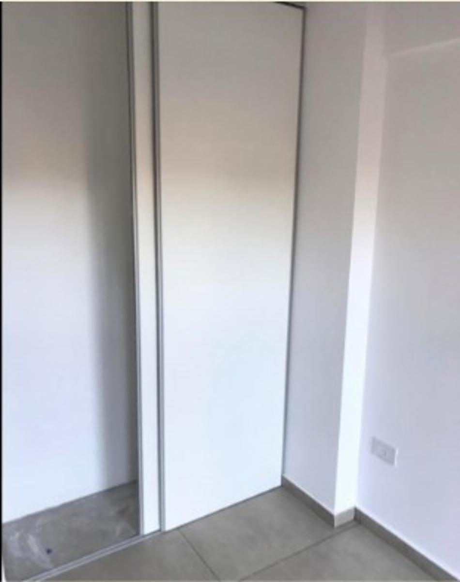 DEPARTAMENTOS DE CATEGORIA EN LA CALLE GARCIA SILVA — foto 2
