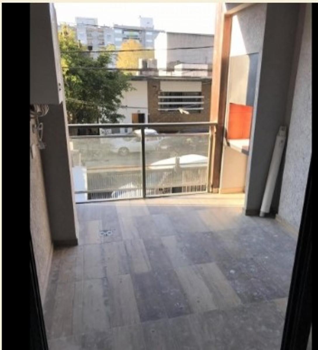 DEPARTAMENTOS DE CATEGORIA EN LA CALLE GARCIA SILVA — foto 3