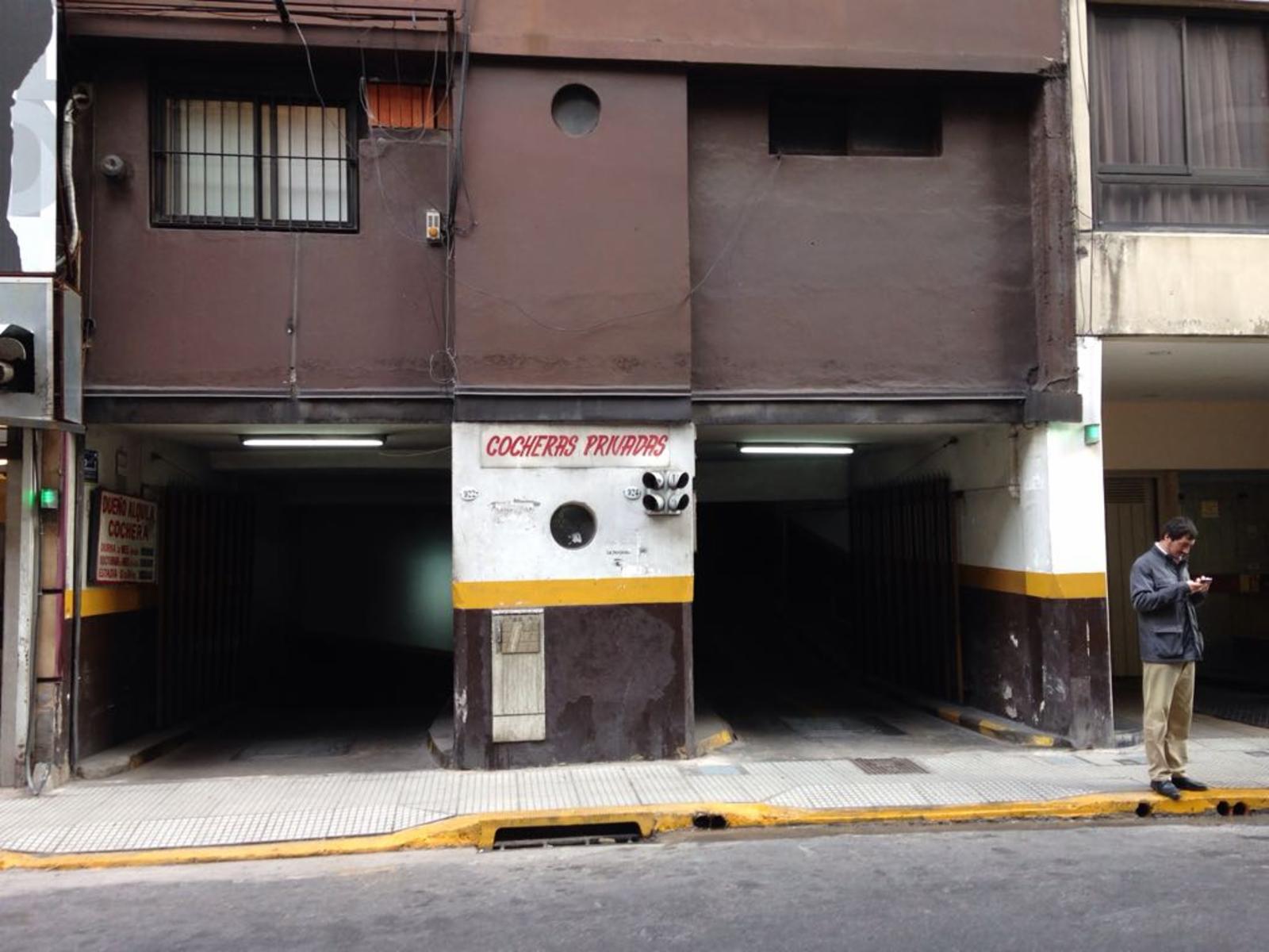 Cochera Paraguay 924 y Av 9 de Julio - Microcentro / Retiro - Gran Accesibilidad - 1