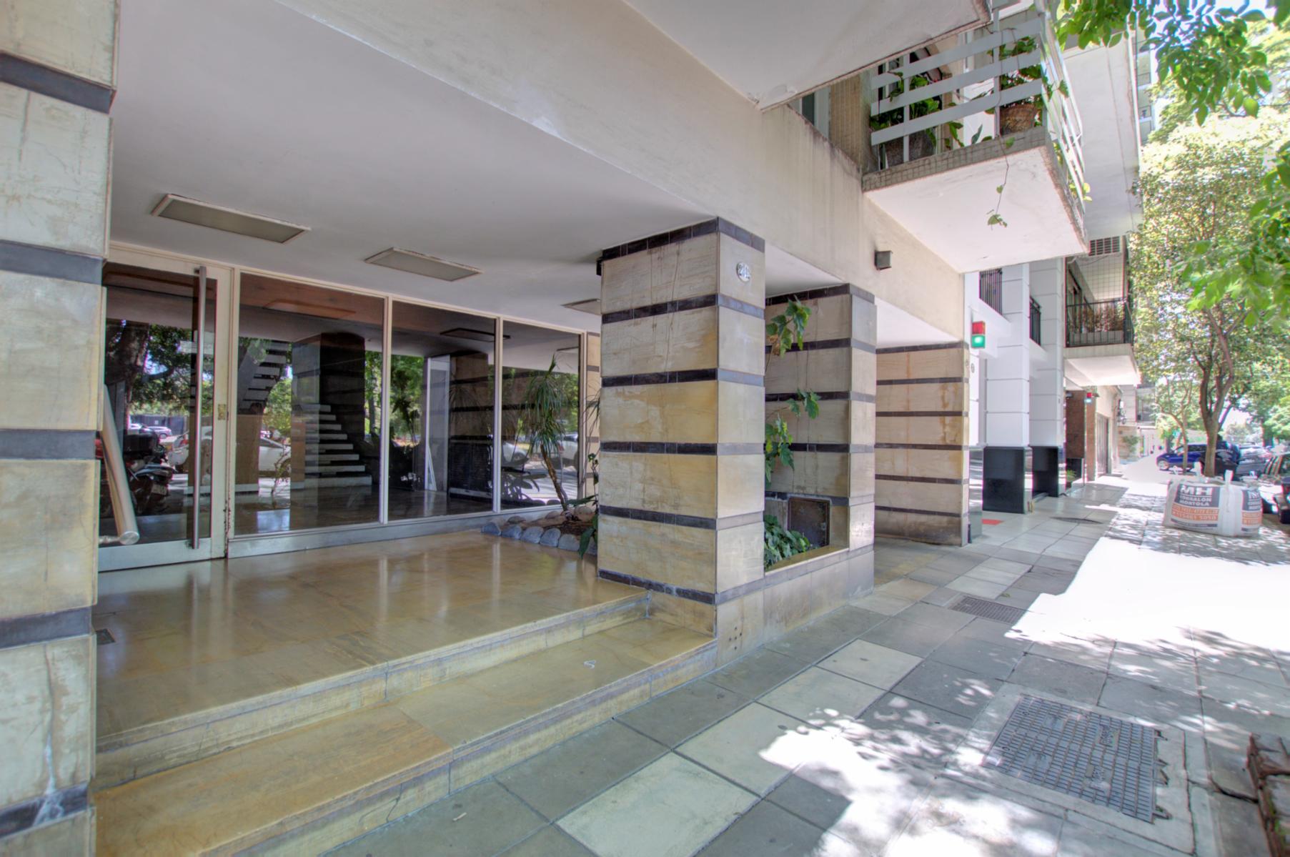 Kennedy e/Cerviño y Demaría - VER TOUR 360- 2 amb c/balcón - 45 m2 — foto 2
