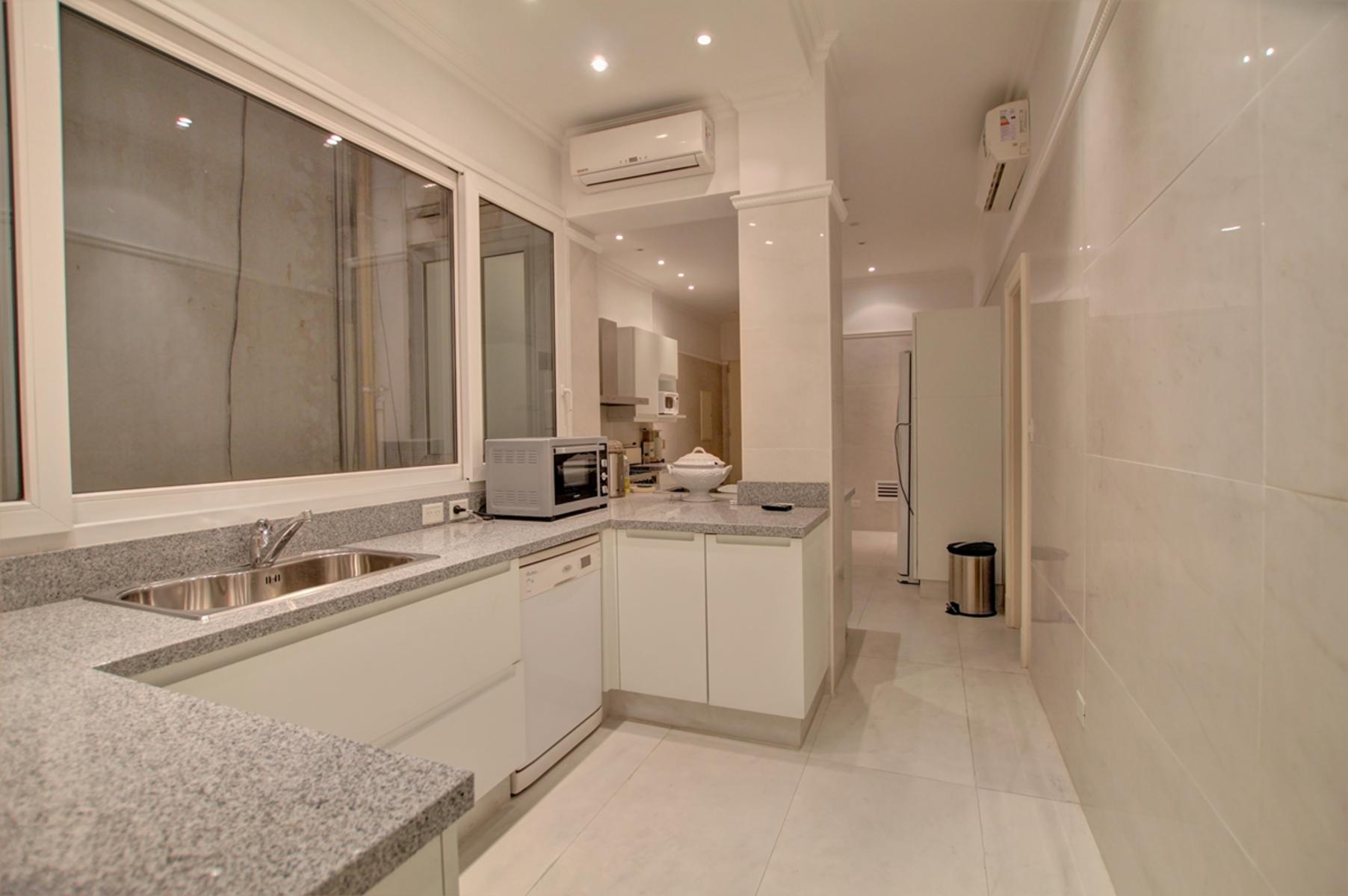 Uriburu y Arenales - Piso de Categoría en Venta - 377m2 *TOUR360 DISPONIBLE* — foto 14