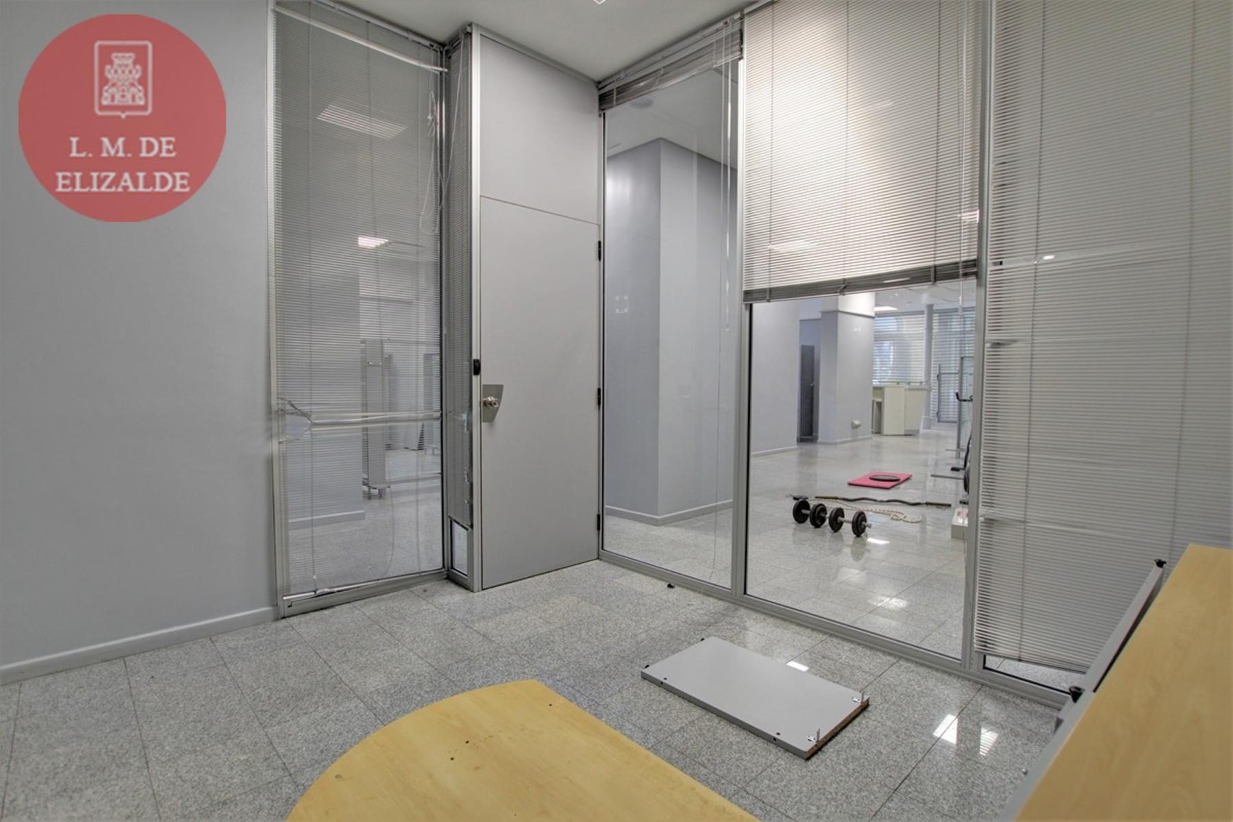 Ituzaingo 300 - San Isidro Local Alquiler 530m2 c/7 cocheras - VER TOUR 360 - 12
