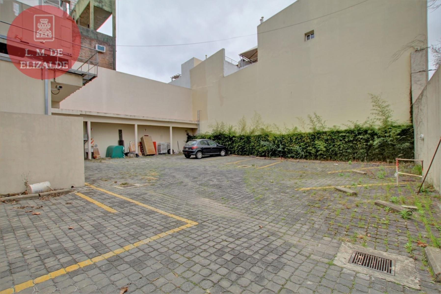 Ituzaingo 300 - San Isidro Local Alquiler 530m2 c/7 cocheras - VER TOUR 360 - 22