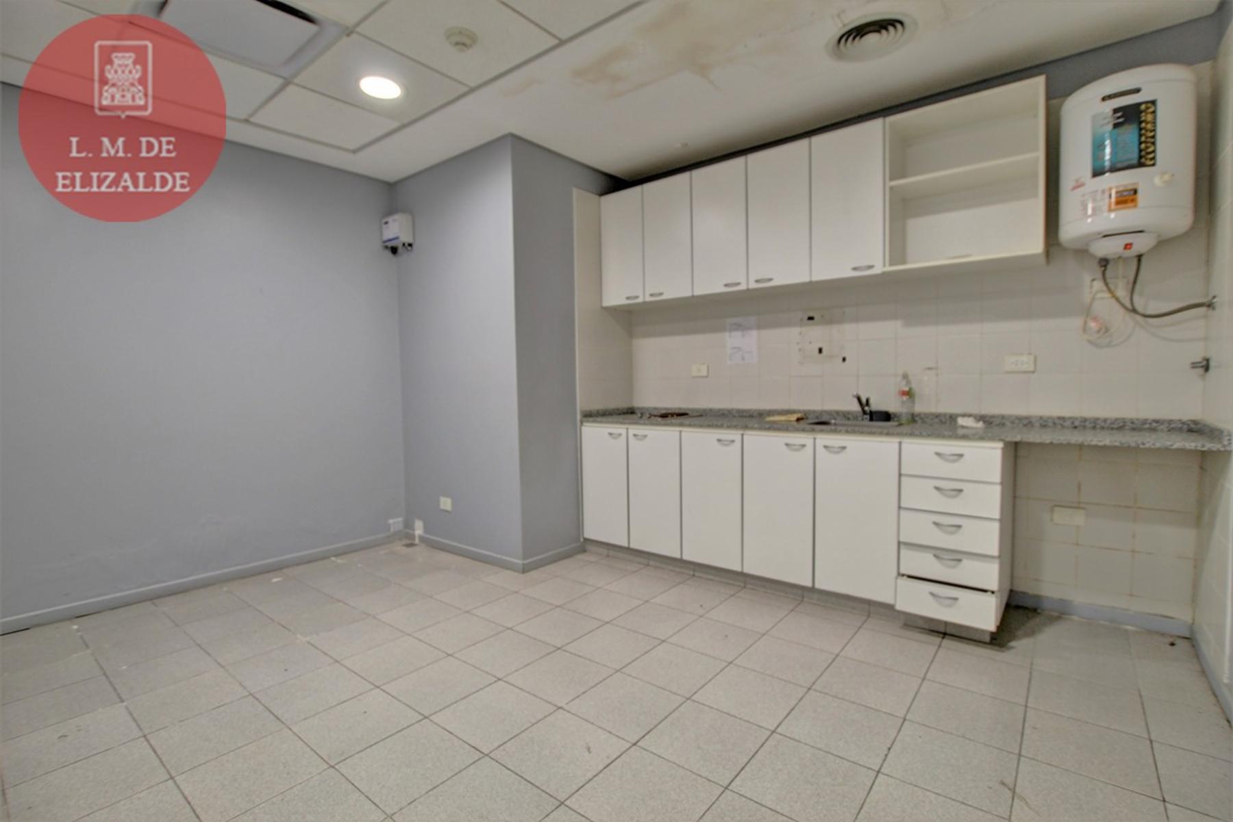 Ituzaingo 300 - San Isidro Local Alquiler 530m2 c/7 cocheras - VER TOUR 360 - 28